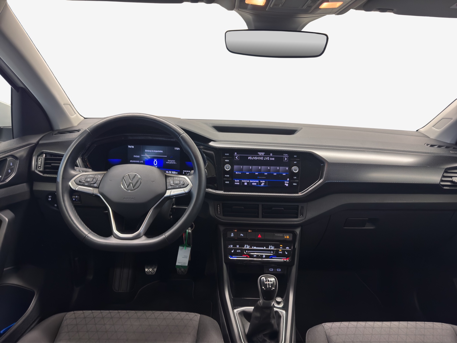 VW T-Cross 1.0 TSI Life-image-8