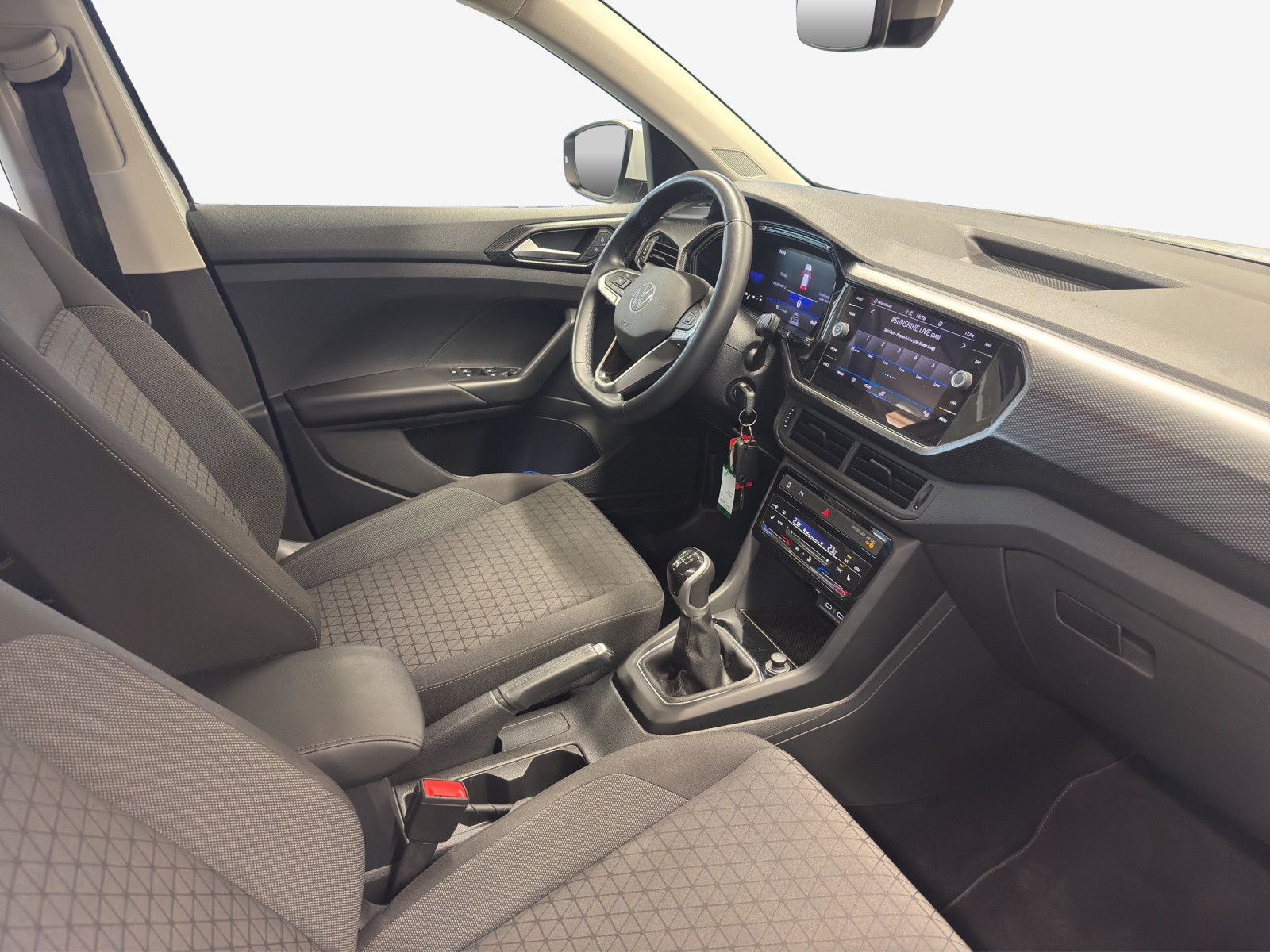 VW T-Cross 1.0 TSI Life-image-14