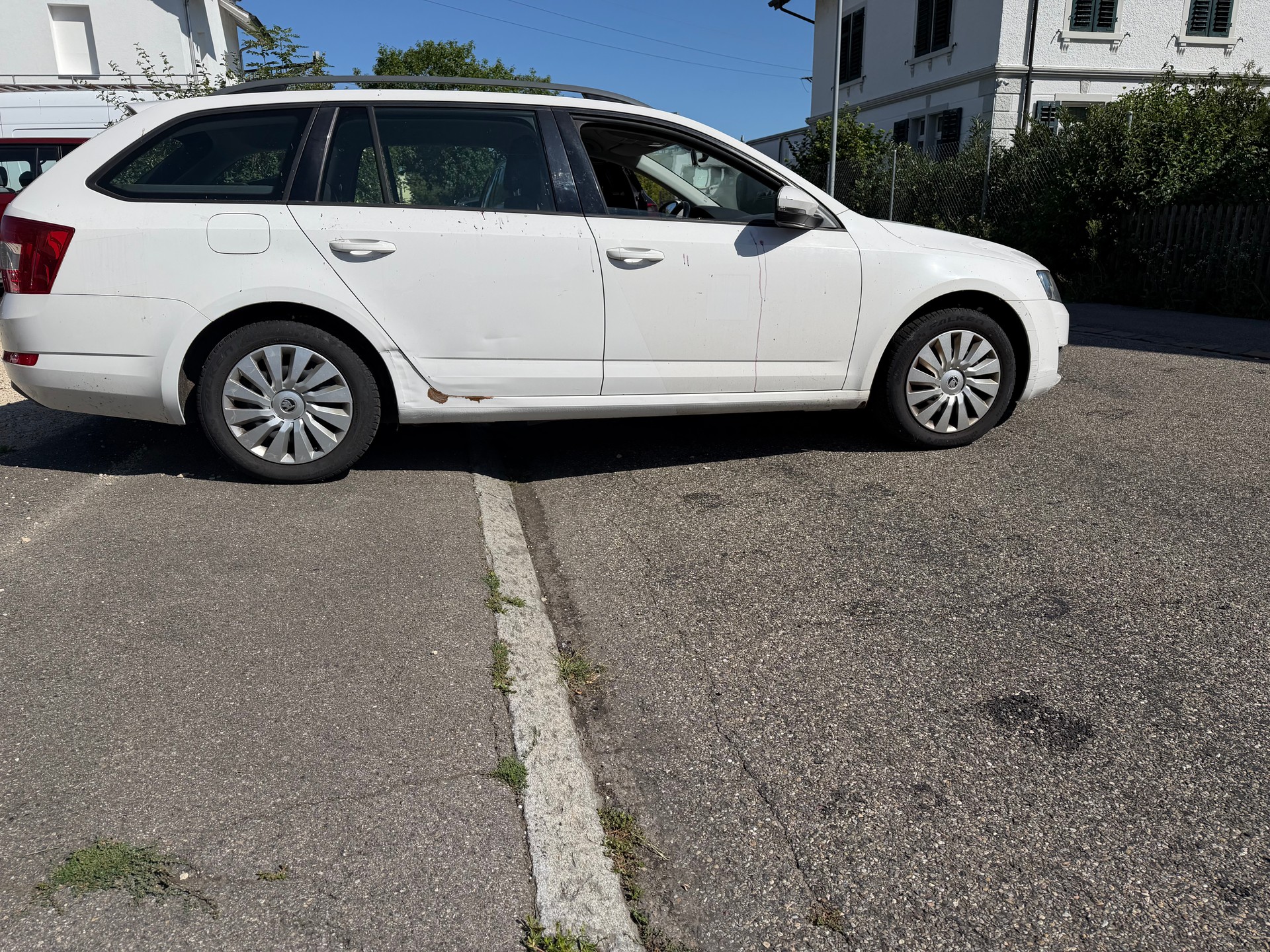 SKODA Octavia Combi 1.6 TDI Style DSG-image-4