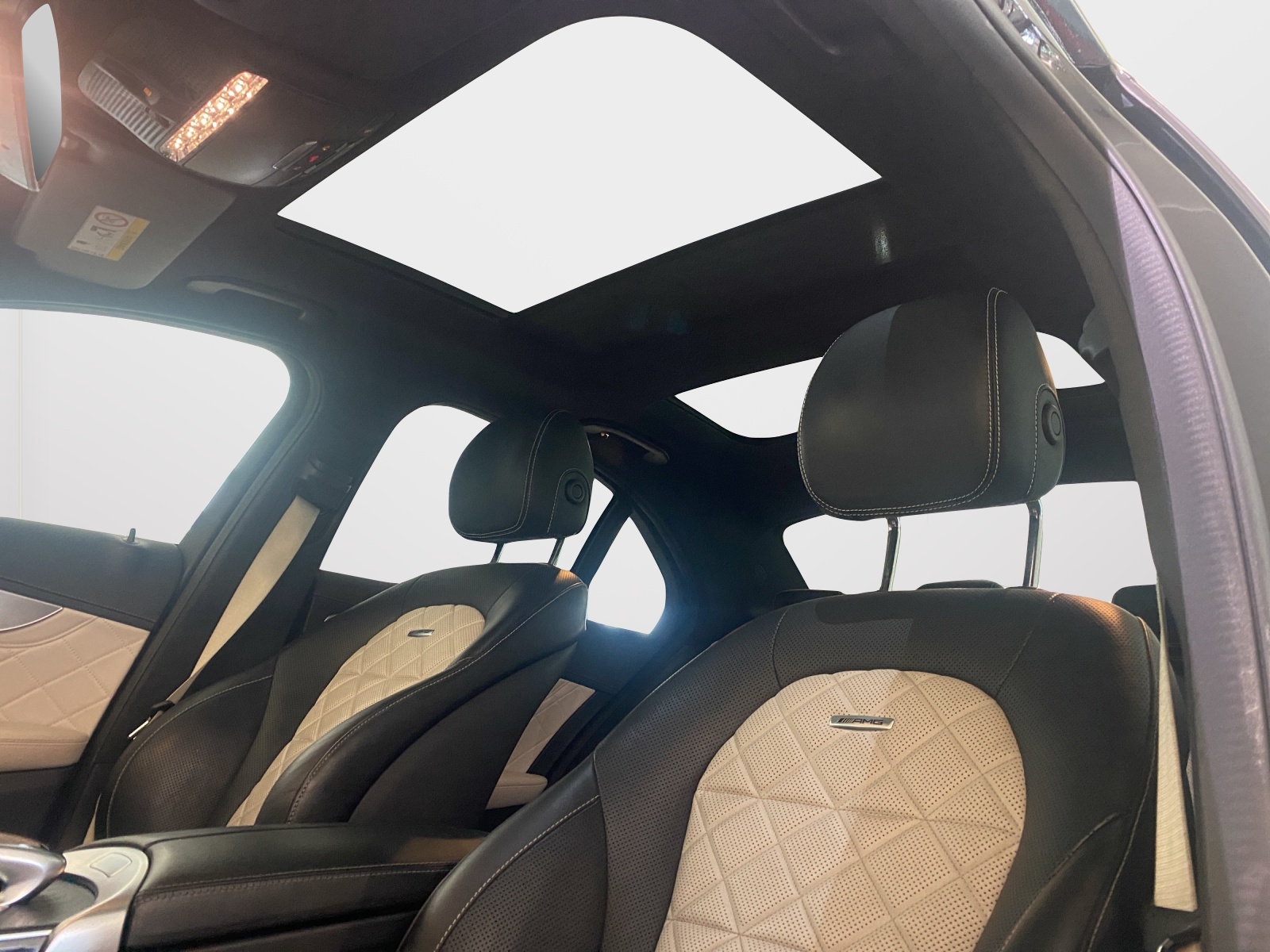 MERCEDES-BENZ C 63 S AMG Speedshift-image-10