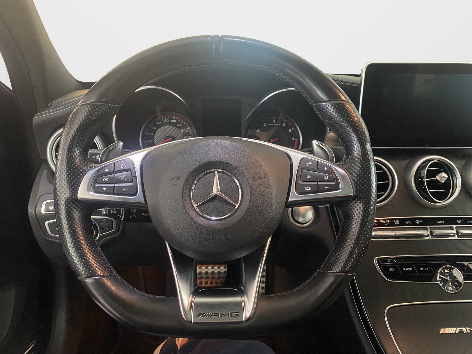 MERCEDES-BENZ C 63 S AMG Speedshift-image-9