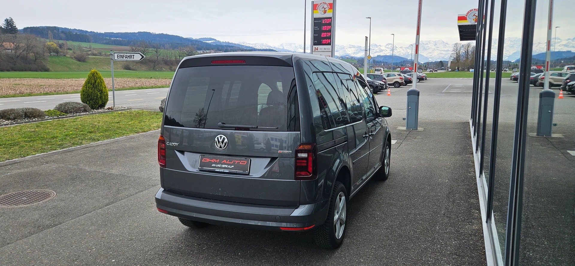 VW Caddy 2.0 TDI Trendline 4Motion DSG-image-6