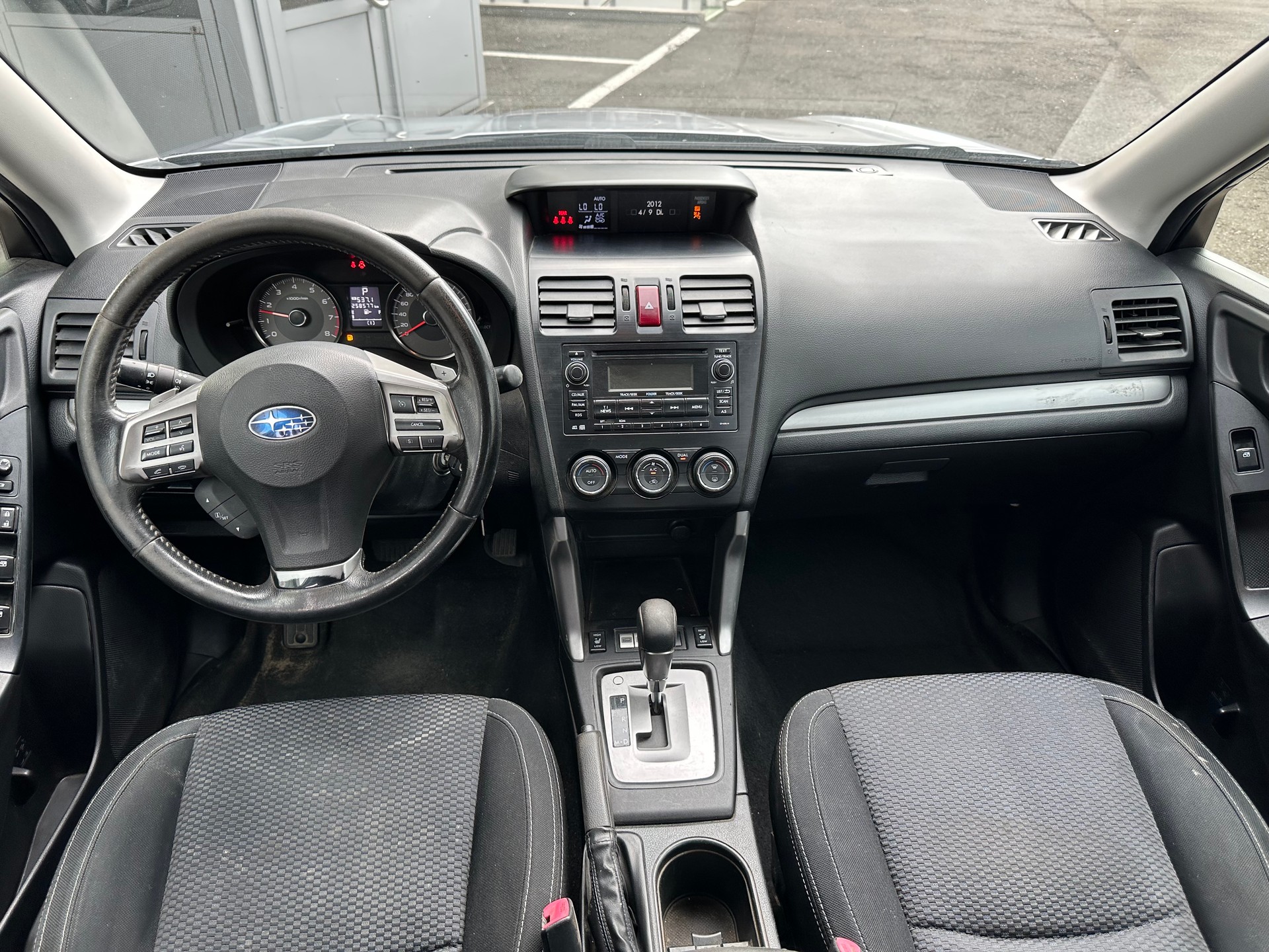 SUBARU Forester 2.0i Advantage Lineartronic-image-12
