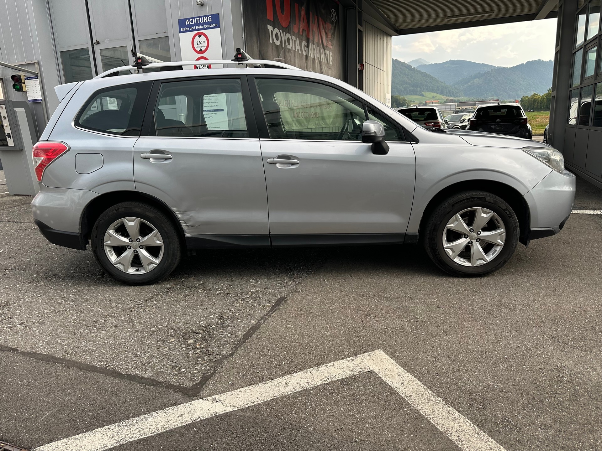 SUBARU Forester 2.0i Advantage Lineartronic-image-4