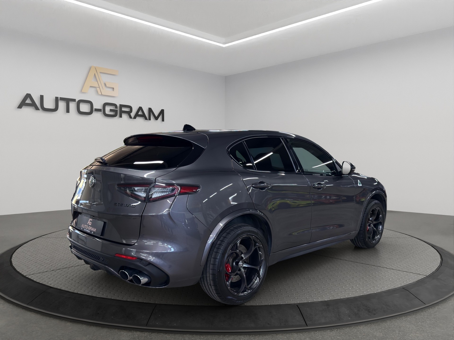 ALFA ROMEO Stelvio 2.9 V6 Quadrifoglio Q4 Automatic-image-4