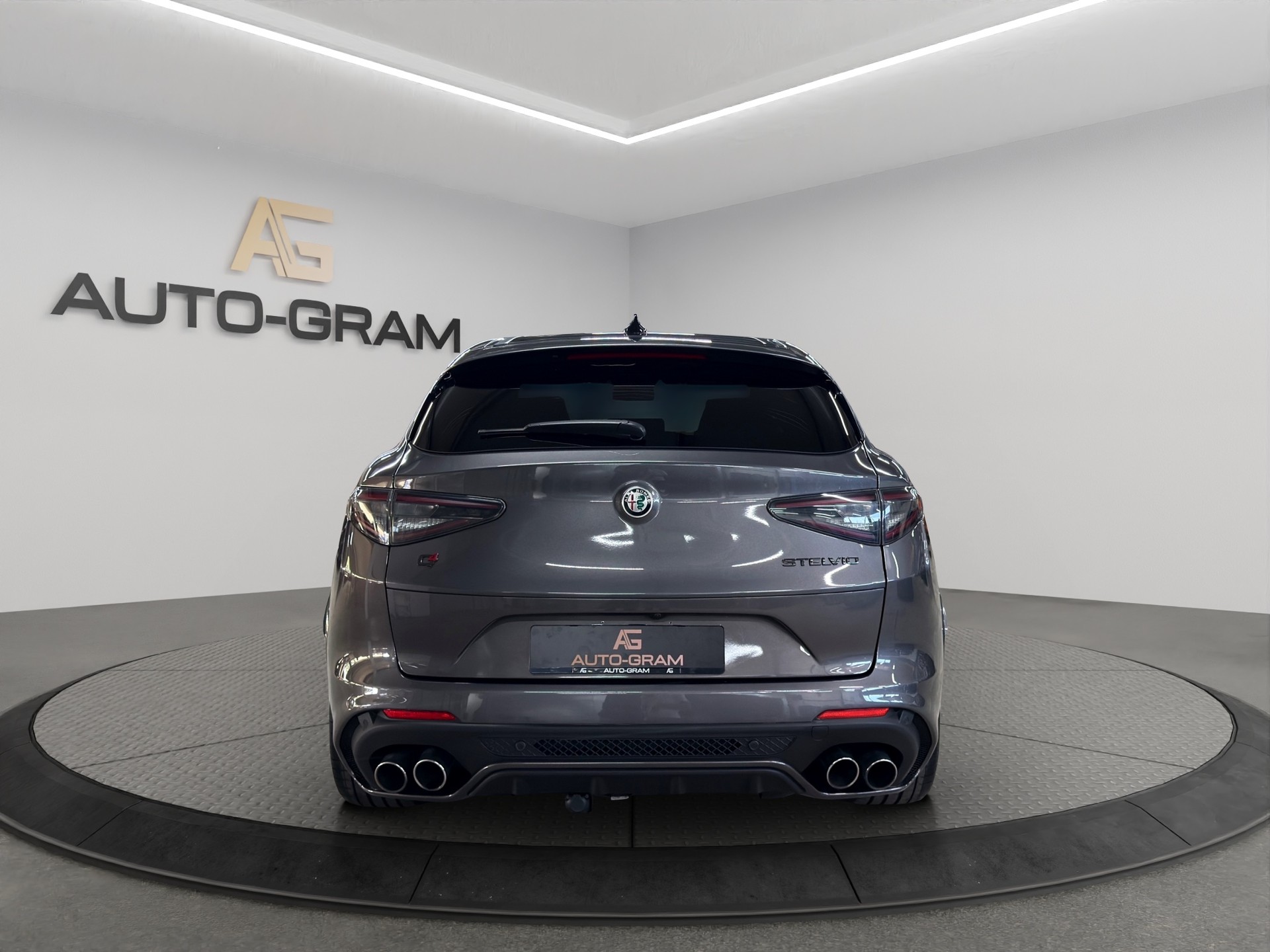 ALFA ROMEO Stelvio 2.9 V6 Quadrifoglio Q4 Automatic-image-3