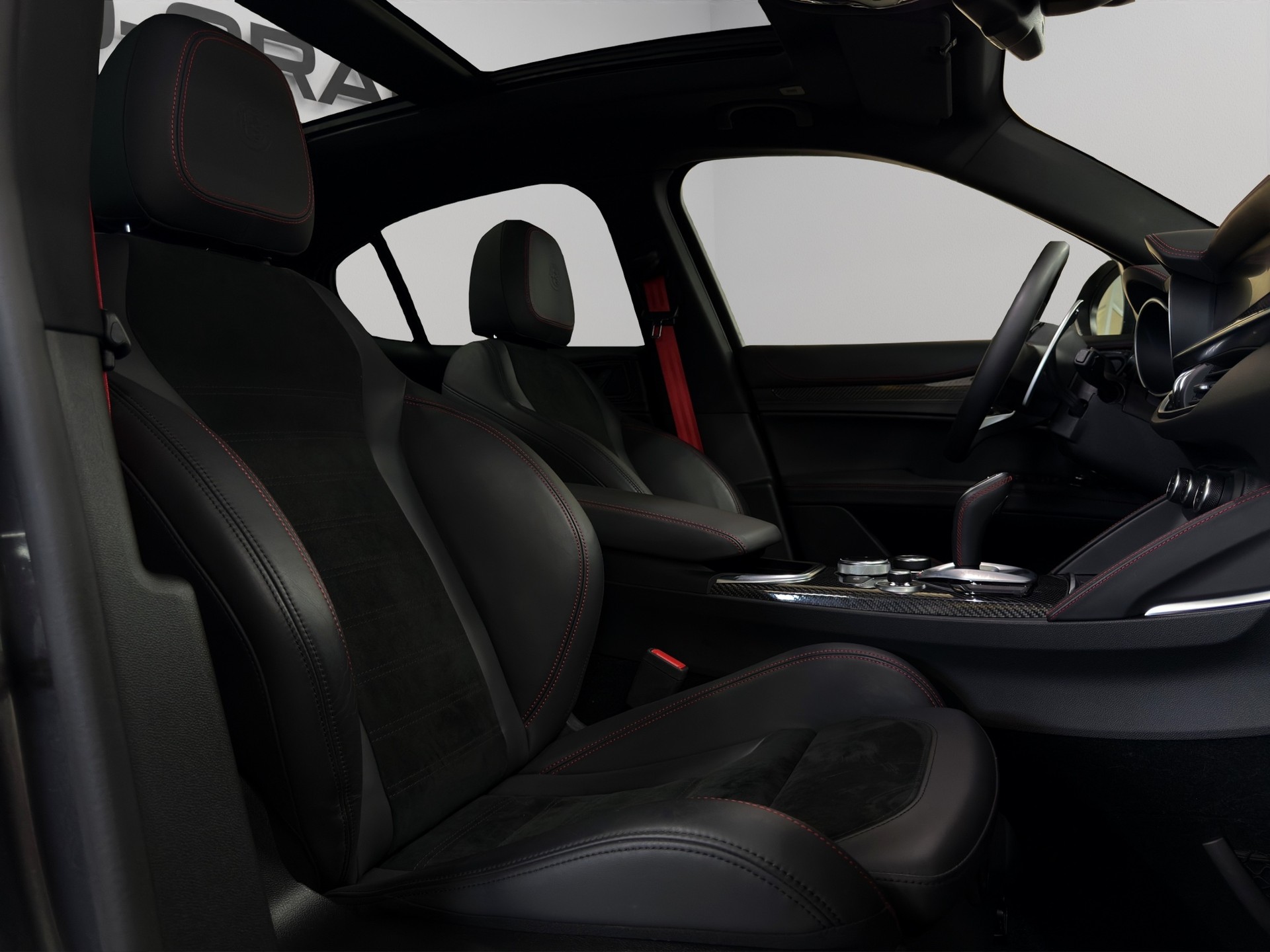 ALFA ROMEO Stelvio 2.9 V6 Quadrifoglio Q4 Automatic-image-13