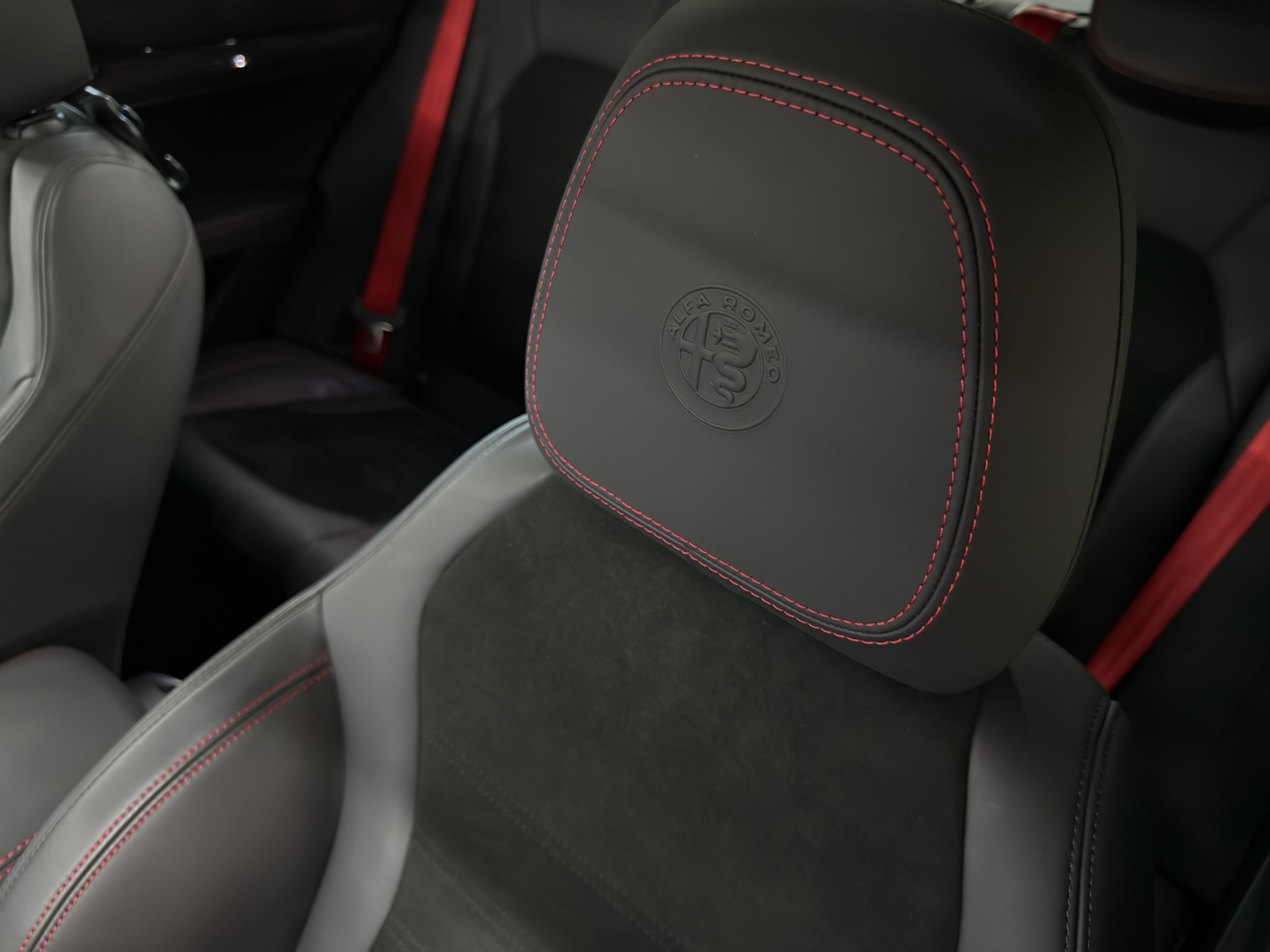 ALFA ROMEO Stelvio 2.9 V6 Quadrifoglio Q4 Automatic-image-27