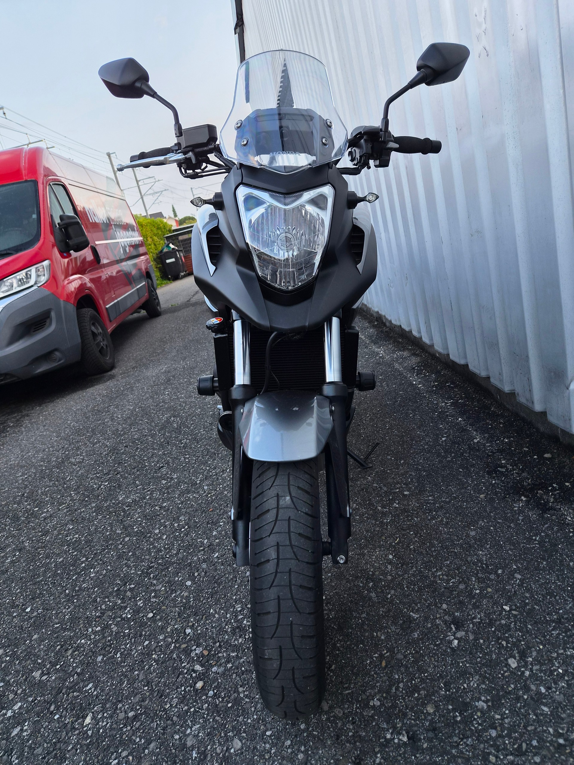 HONDA NC 750 X DTC ABS KUNDENAUFTRAG-showroom-element-2