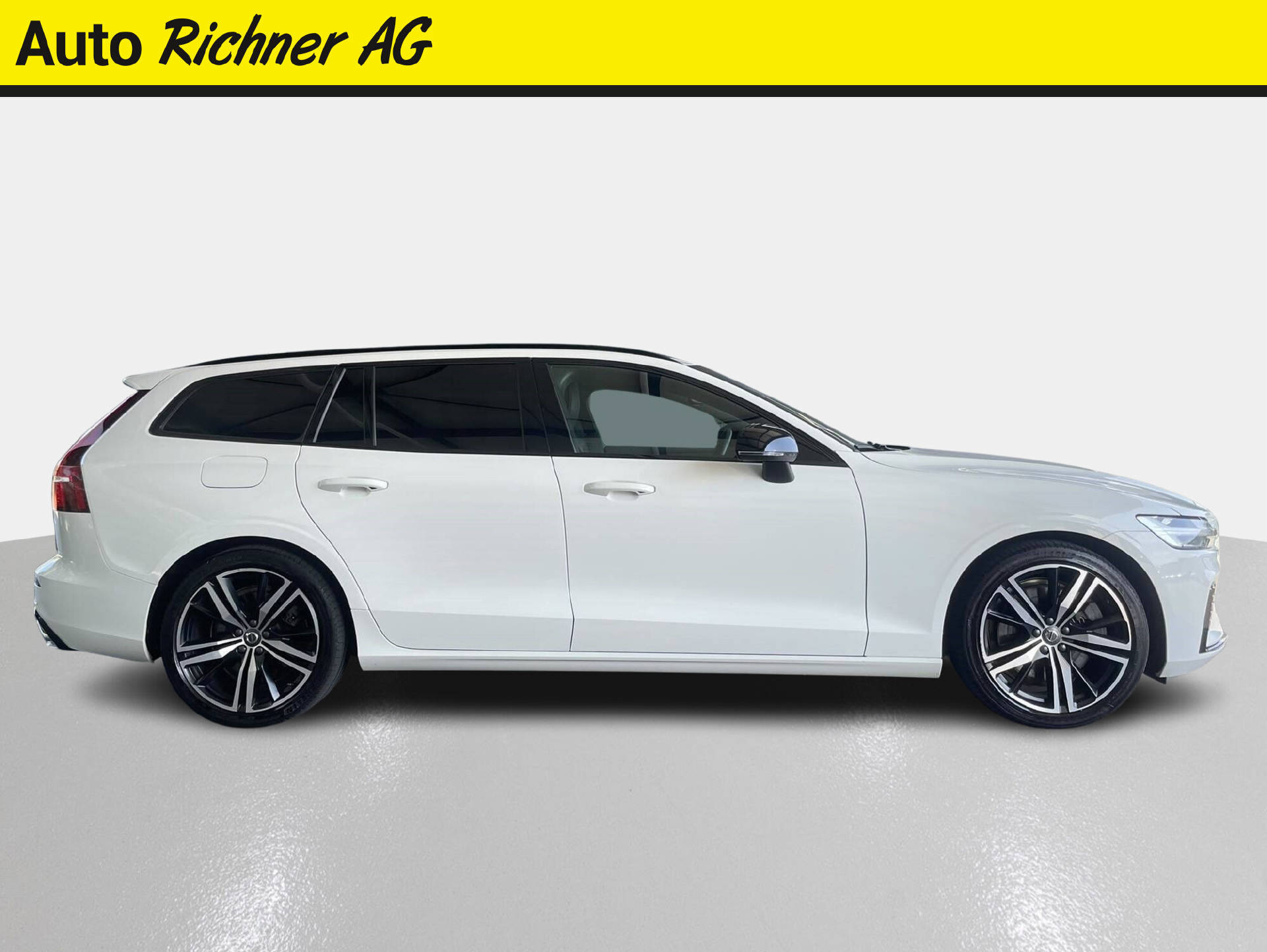 VOLVO V60 2.0 T6 TE R-Design eAWD-image-2