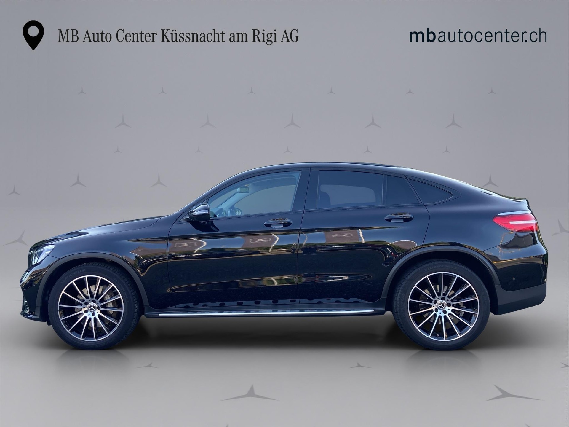 MERCEDES-BENZ GLC 250 AMG Line 4m Coupé-image-2
