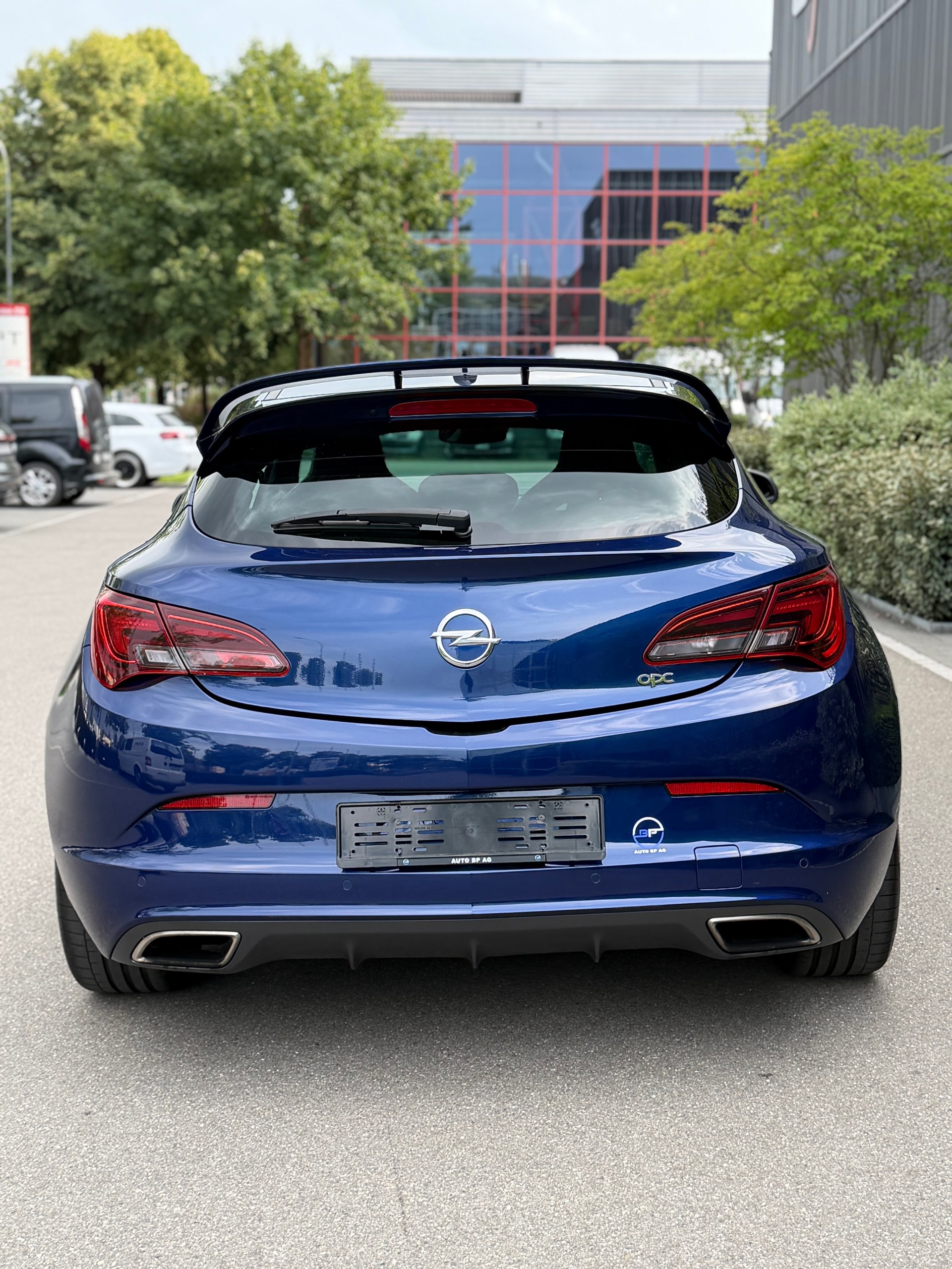 OPEL Astra GTC 2.0i 16V Turbo OPC-image-6