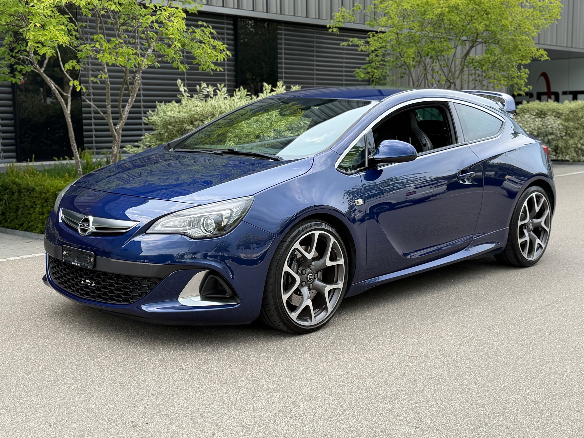 OPEL Astra GTC 2.0i 16V Turbo OPC-image-0