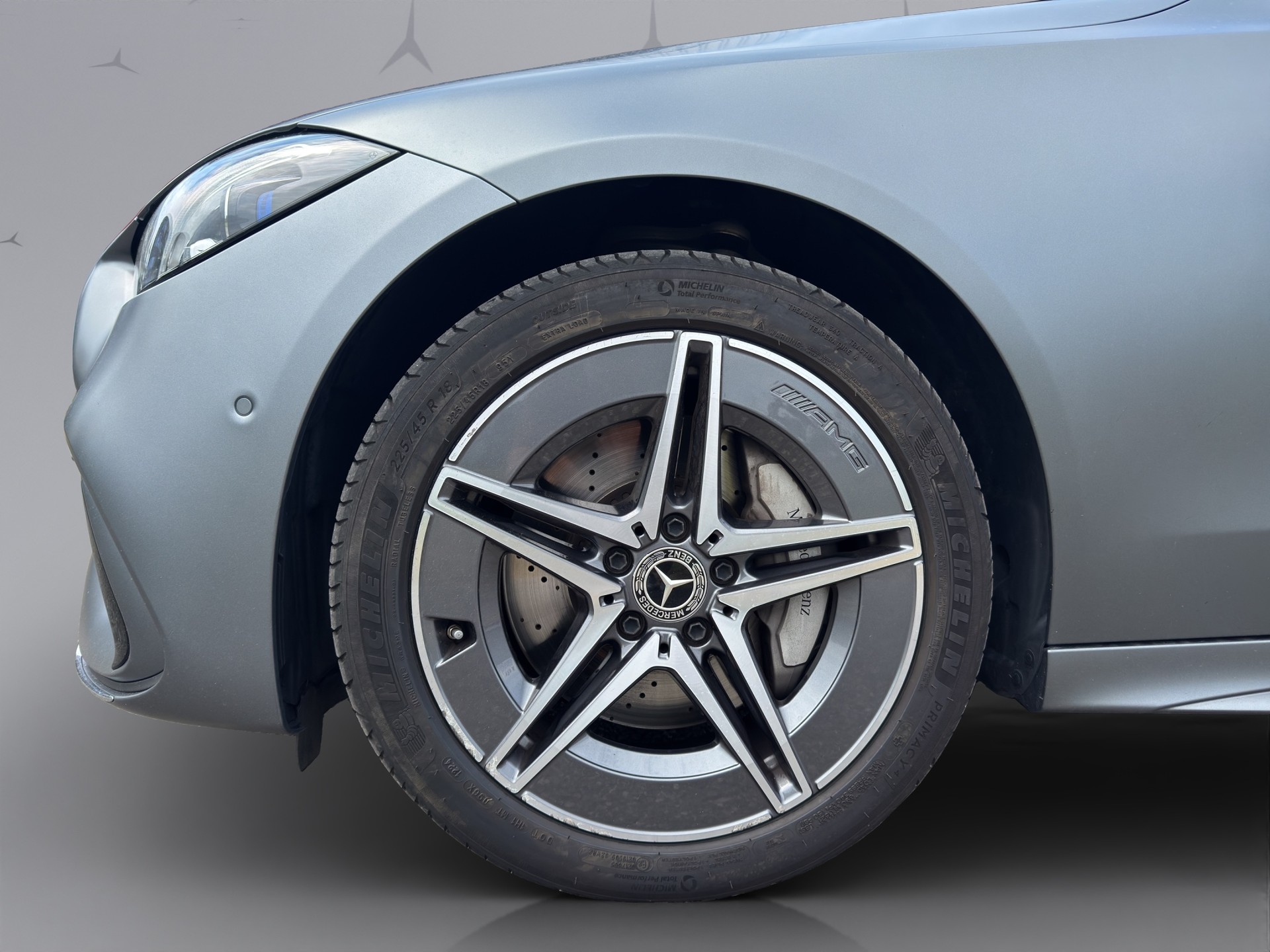 MERCEDES-BENZ C 300 e AMG Line Kombi-image-2