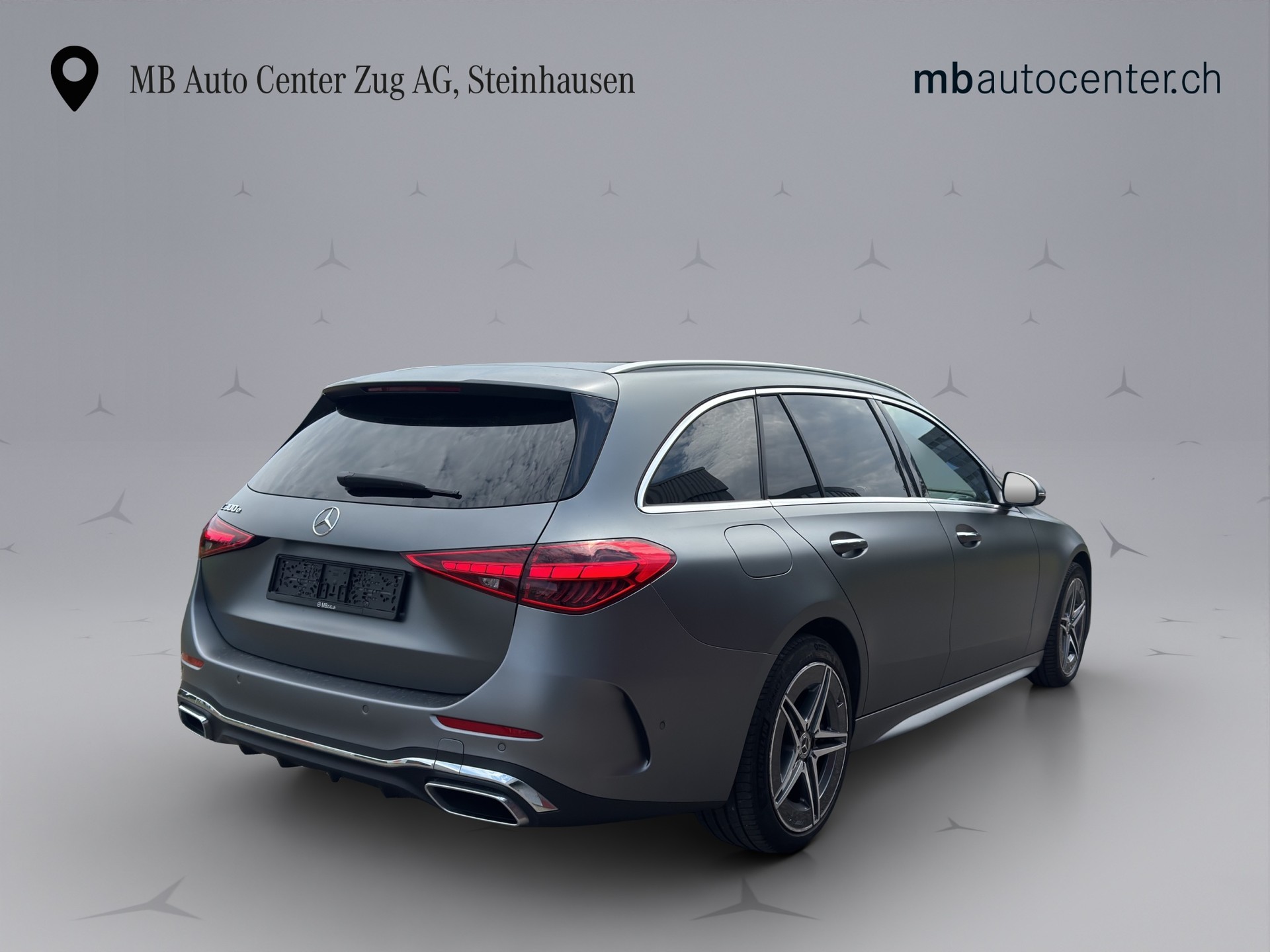 MERCEDES-BENZ C 300 e AMG Line Kombi-image-5