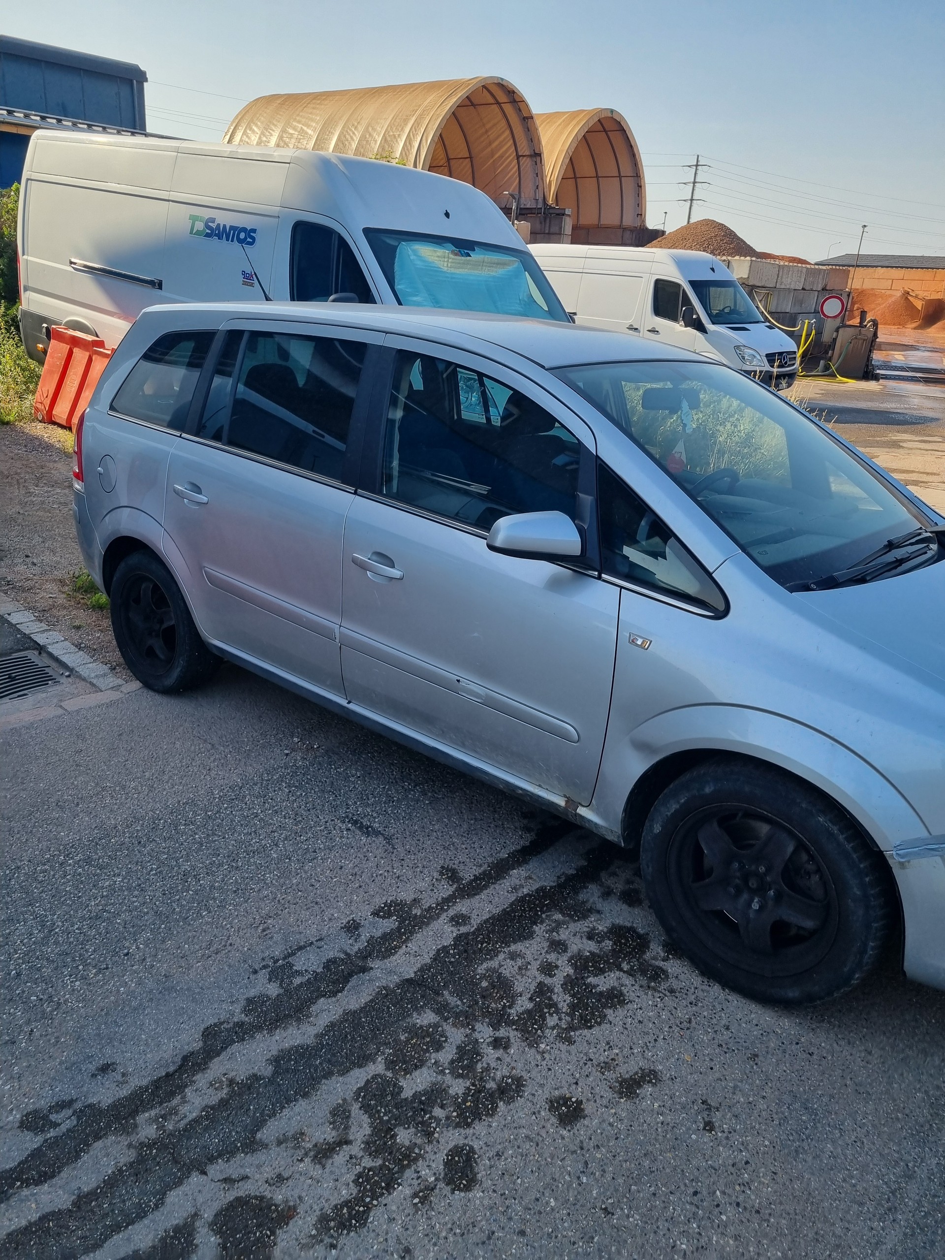 OPEL Zafira 1.9 CDTI Enjoy-image-1