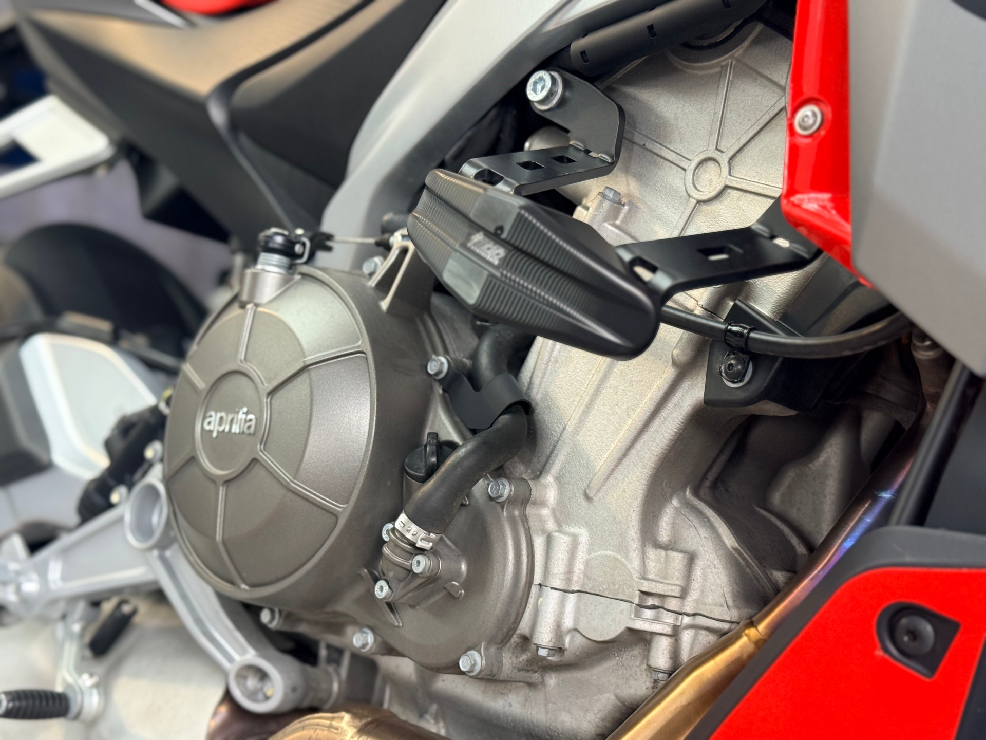 APRILIA Tuono 660-image-6