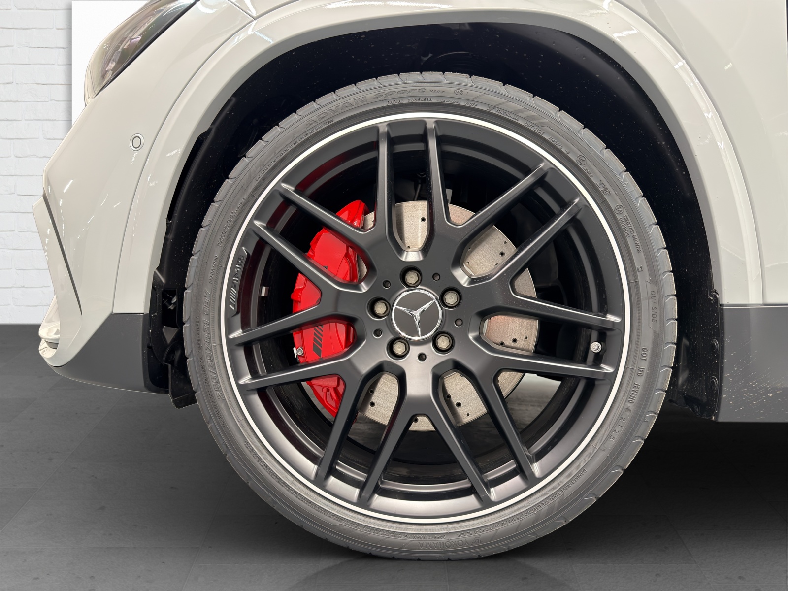 MERCEDES-BENZ AMG GLA 45 S 4Matic+-image-5