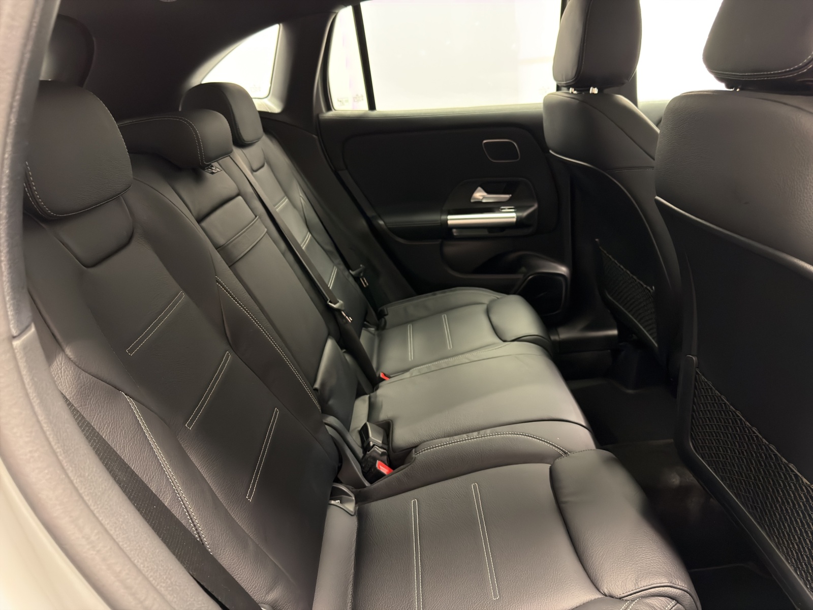 MERCEDES-BENZ AMG GLA 45 S 4Matic+-image-9