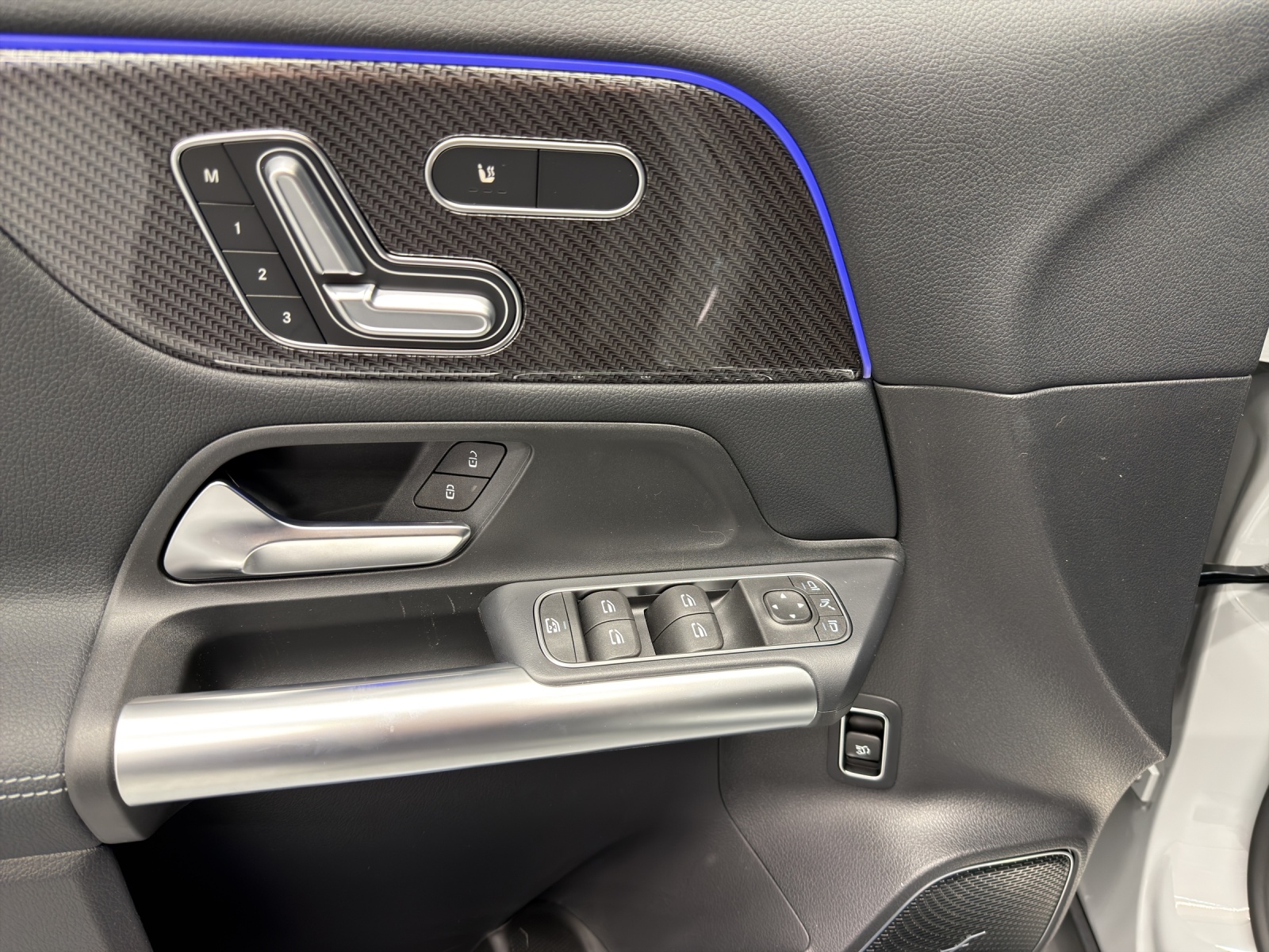 MERCEDES-BENZ AMG GLA 45 S 4Matic+-image-13