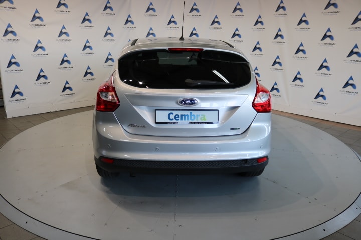 FORD Focus 1.0 SCTi Titanium-image-12
