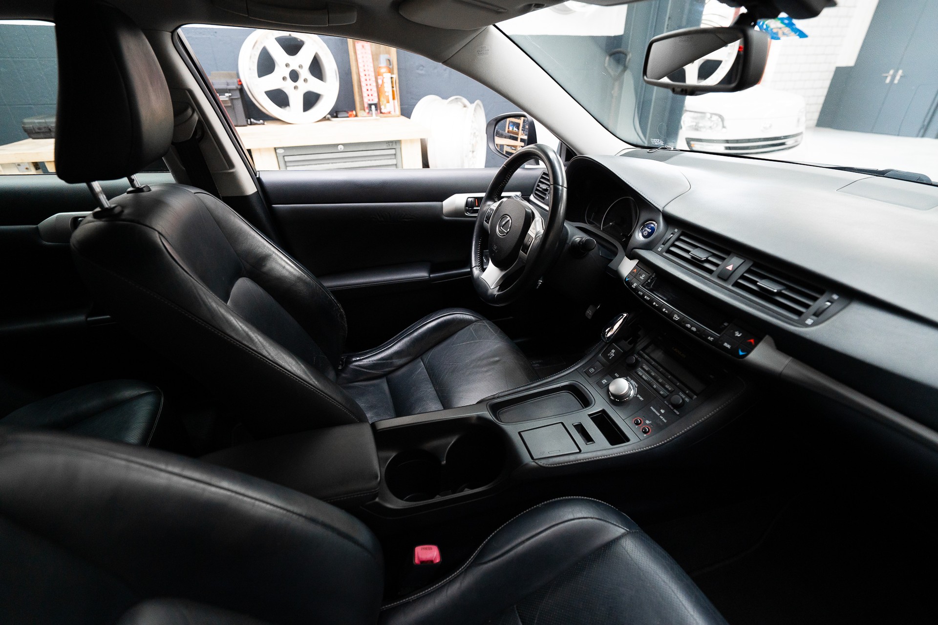 LEXUS CT 200h 1.8 excellence CVT-image-10