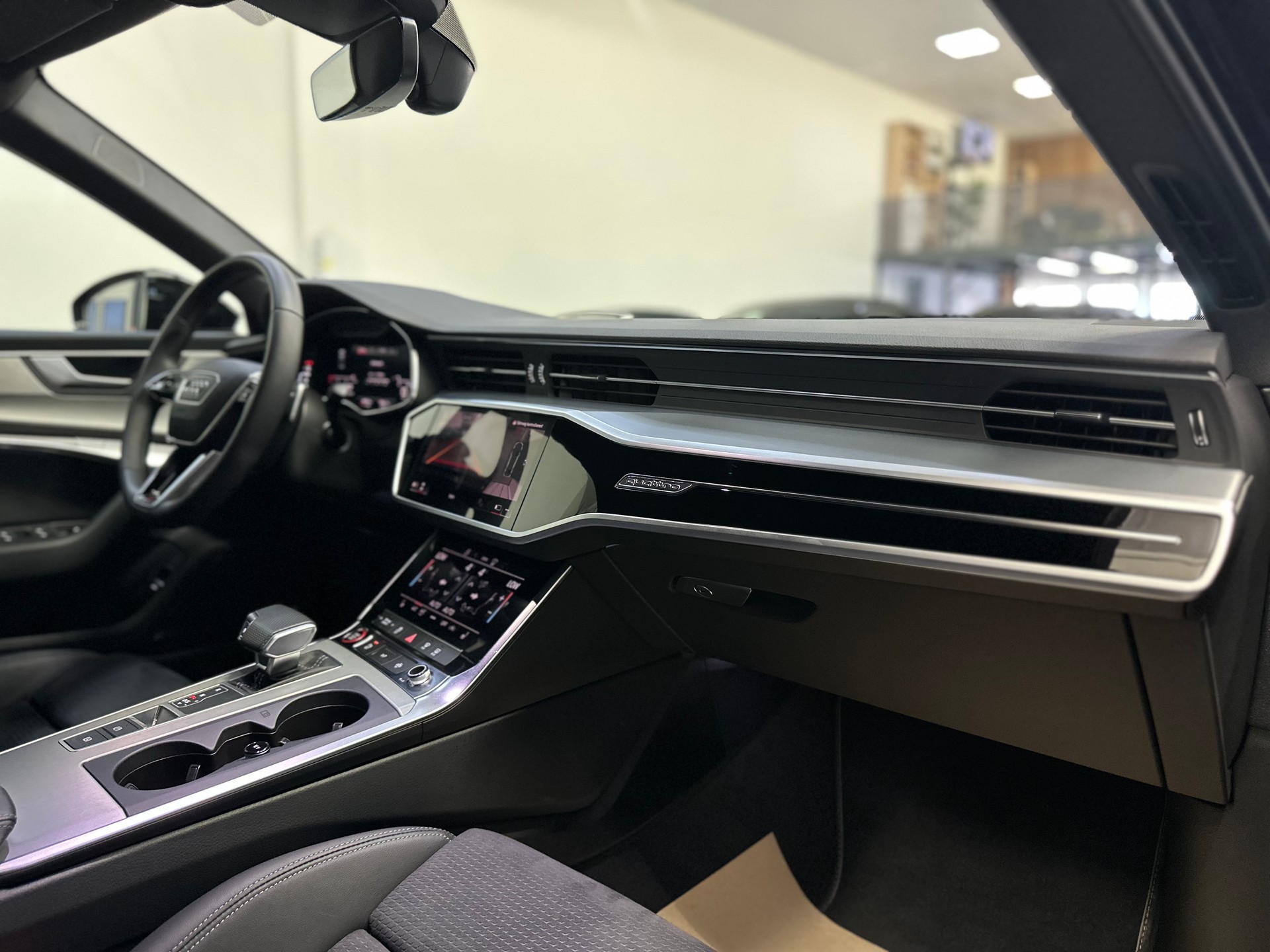 AUDI S6 Limousine 3.0 TDI quattro tiptronic-image-11