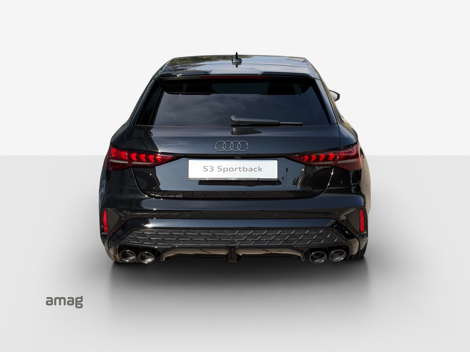 AUDI S3 Sportback TFSI quattro S-tronic-showroom-element-3