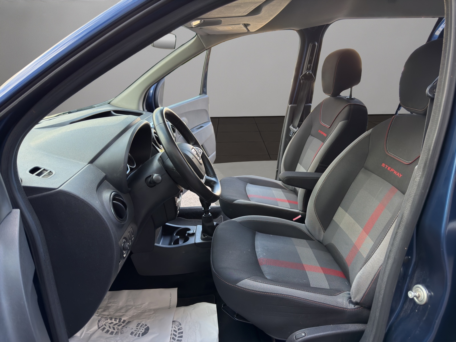 DACIA Dokker TCE 130 16V Stepway-image-8