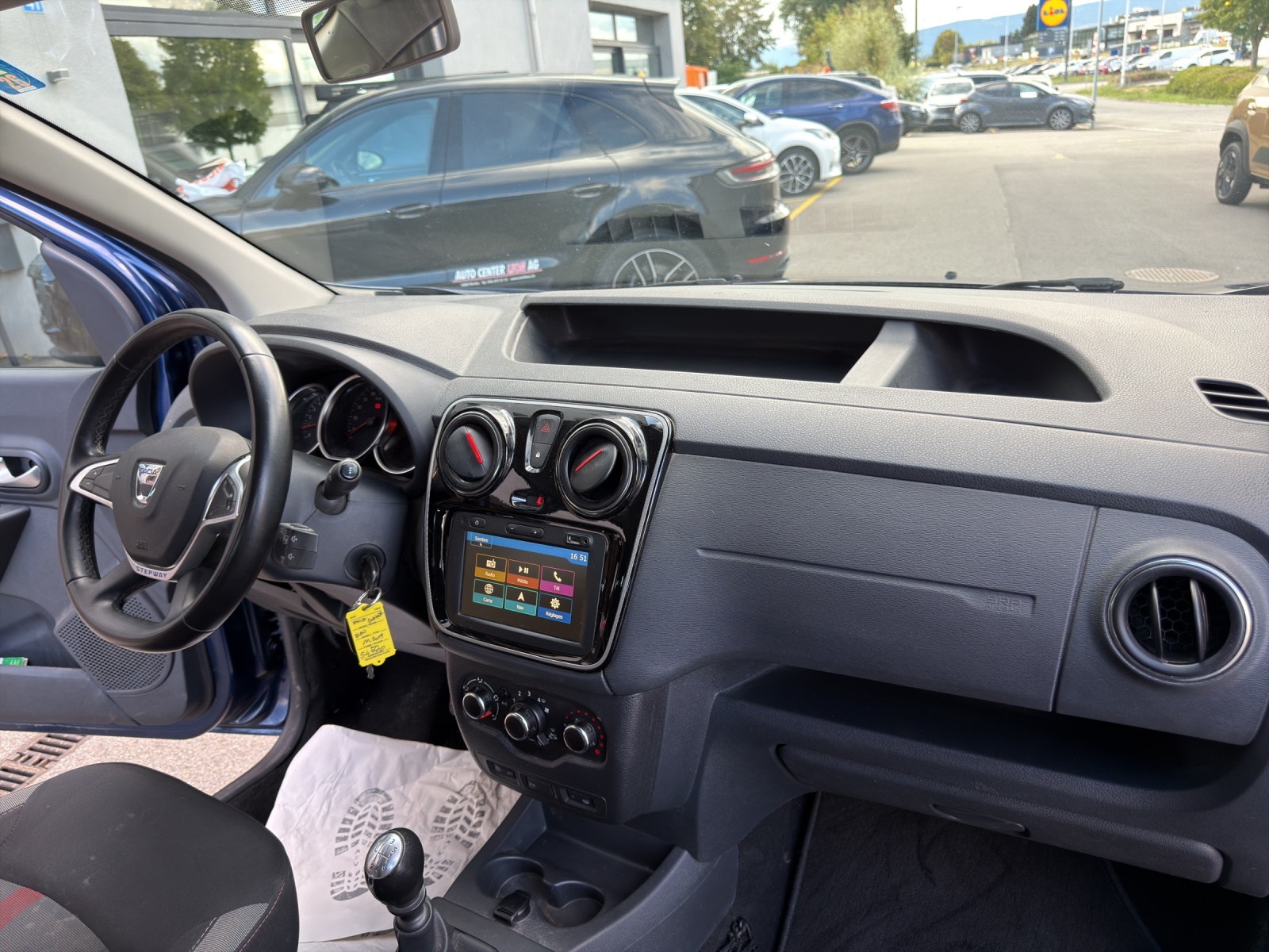 DACIA Dokker TCE 130 16V Stepway-image-22
