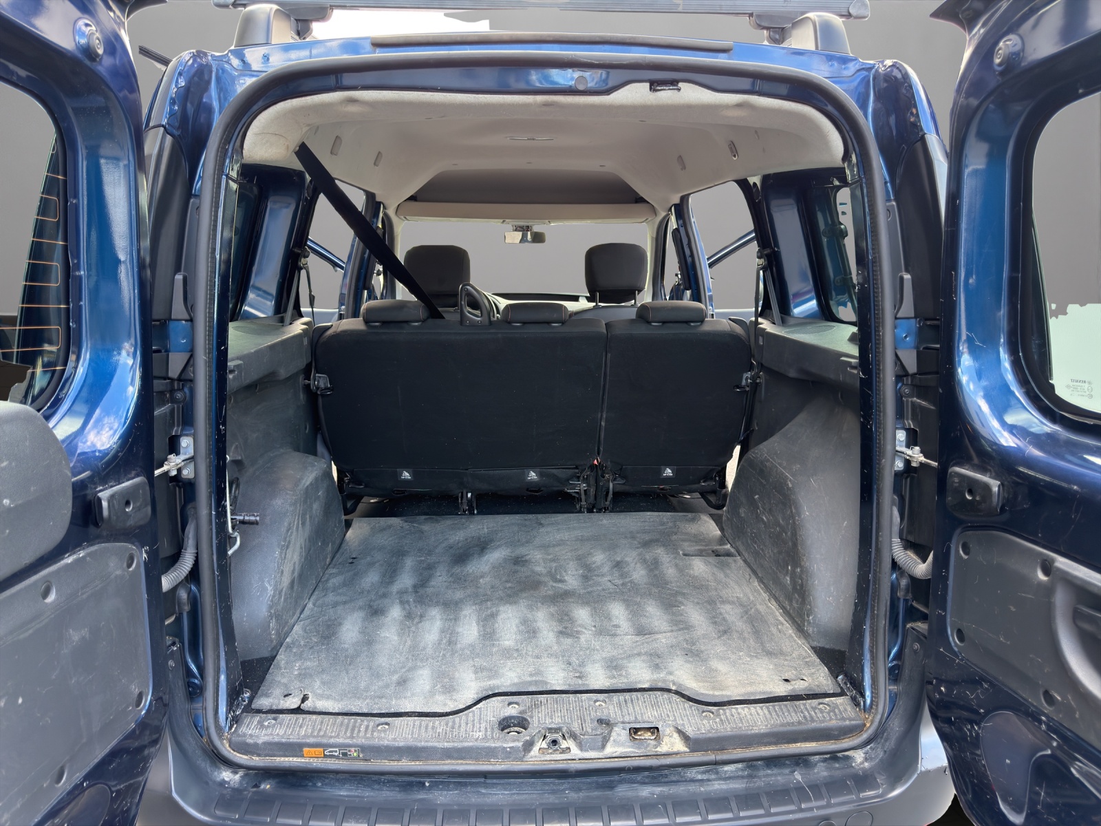DACIA Dokker TCE 130 16V Stepway-image-18