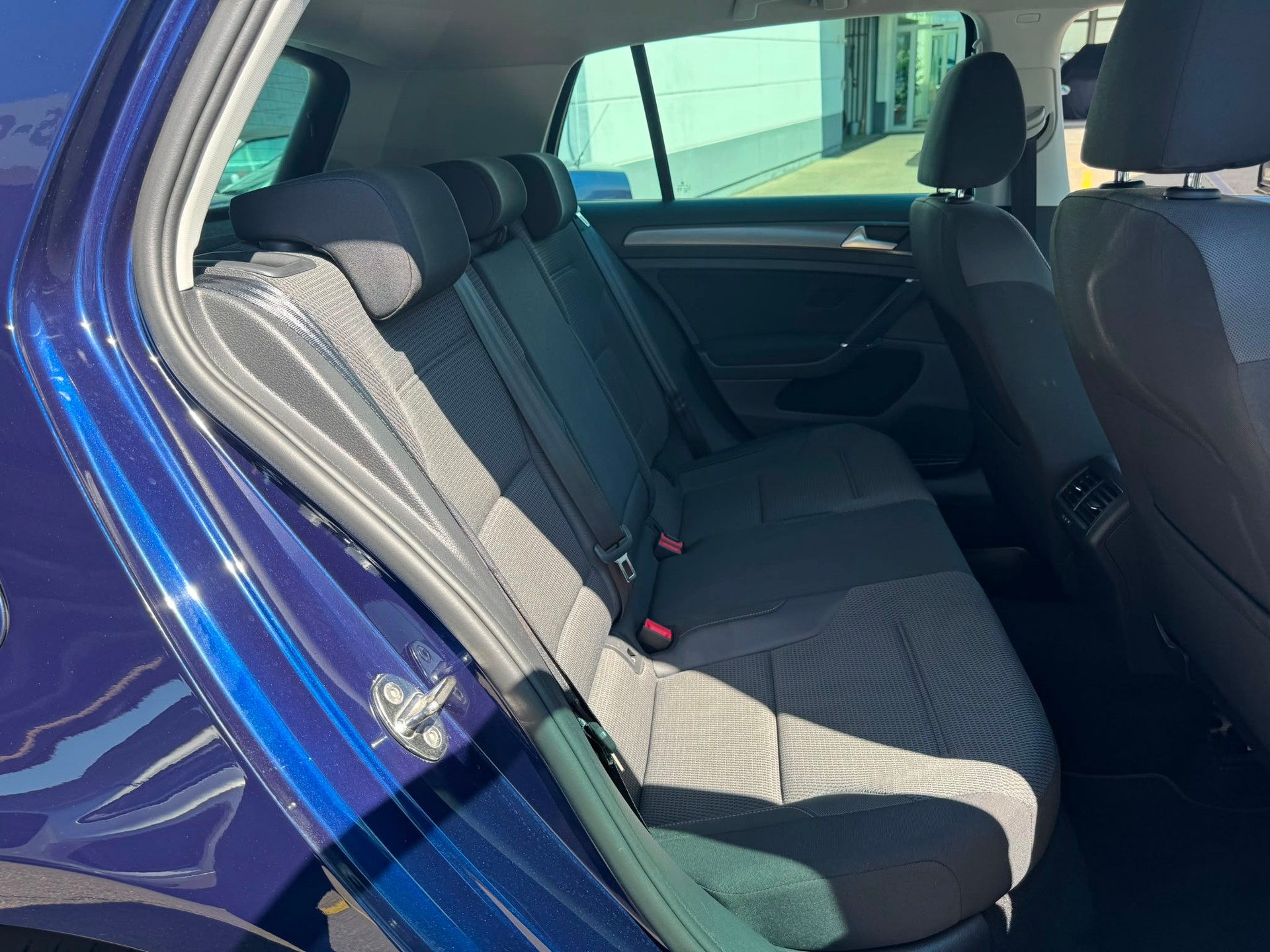 VW Golf 1.0 TSI Comfortline DSG-image-14