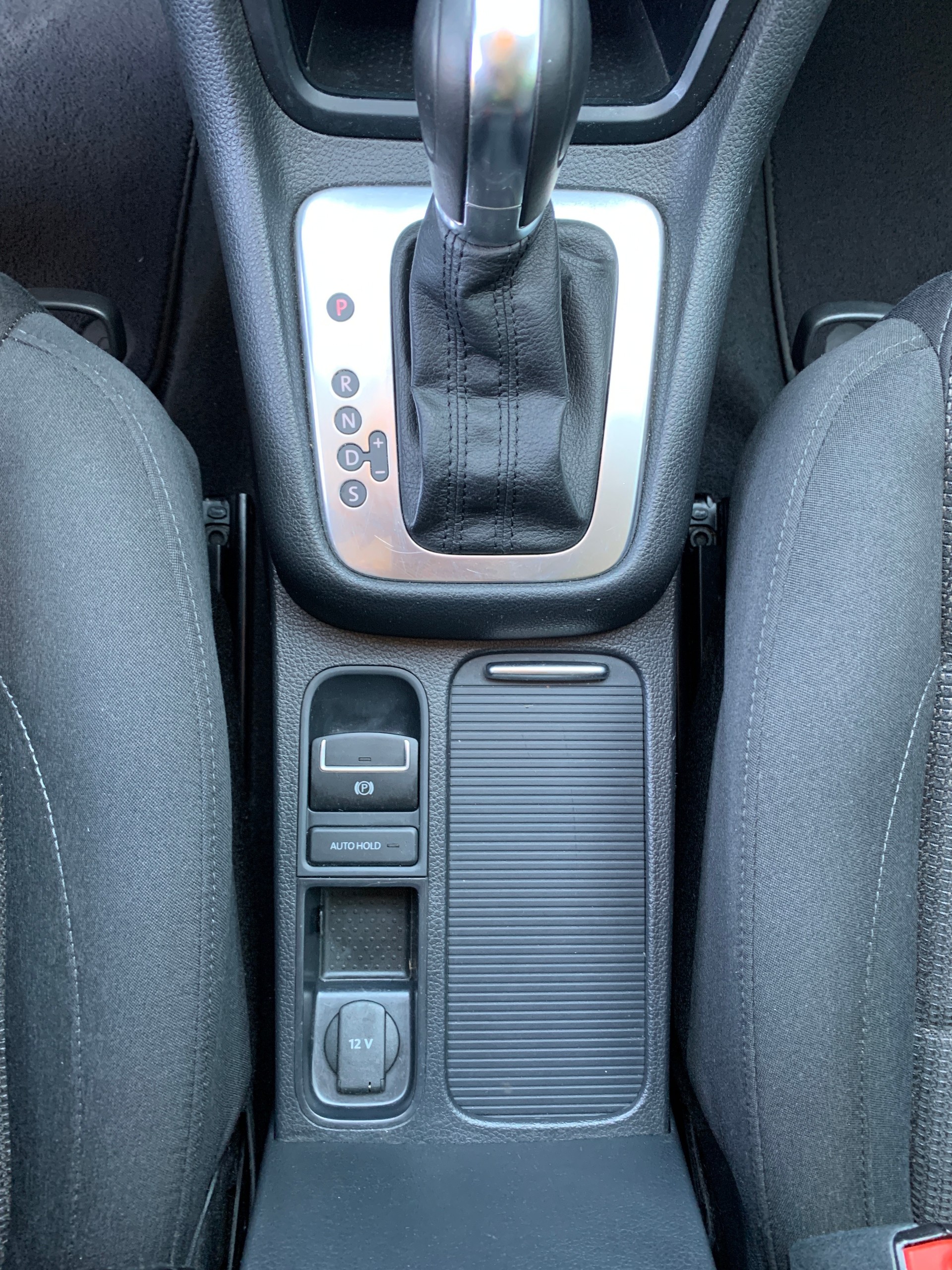 VW Sharan 2.0 TDI BlueMotion Technology Design DSG-image-15