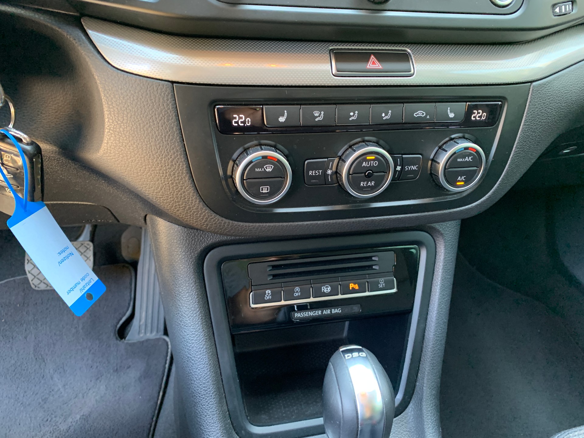 VW Sharan 2.0 TDI BlueMotion Technology Design DSG-image-14