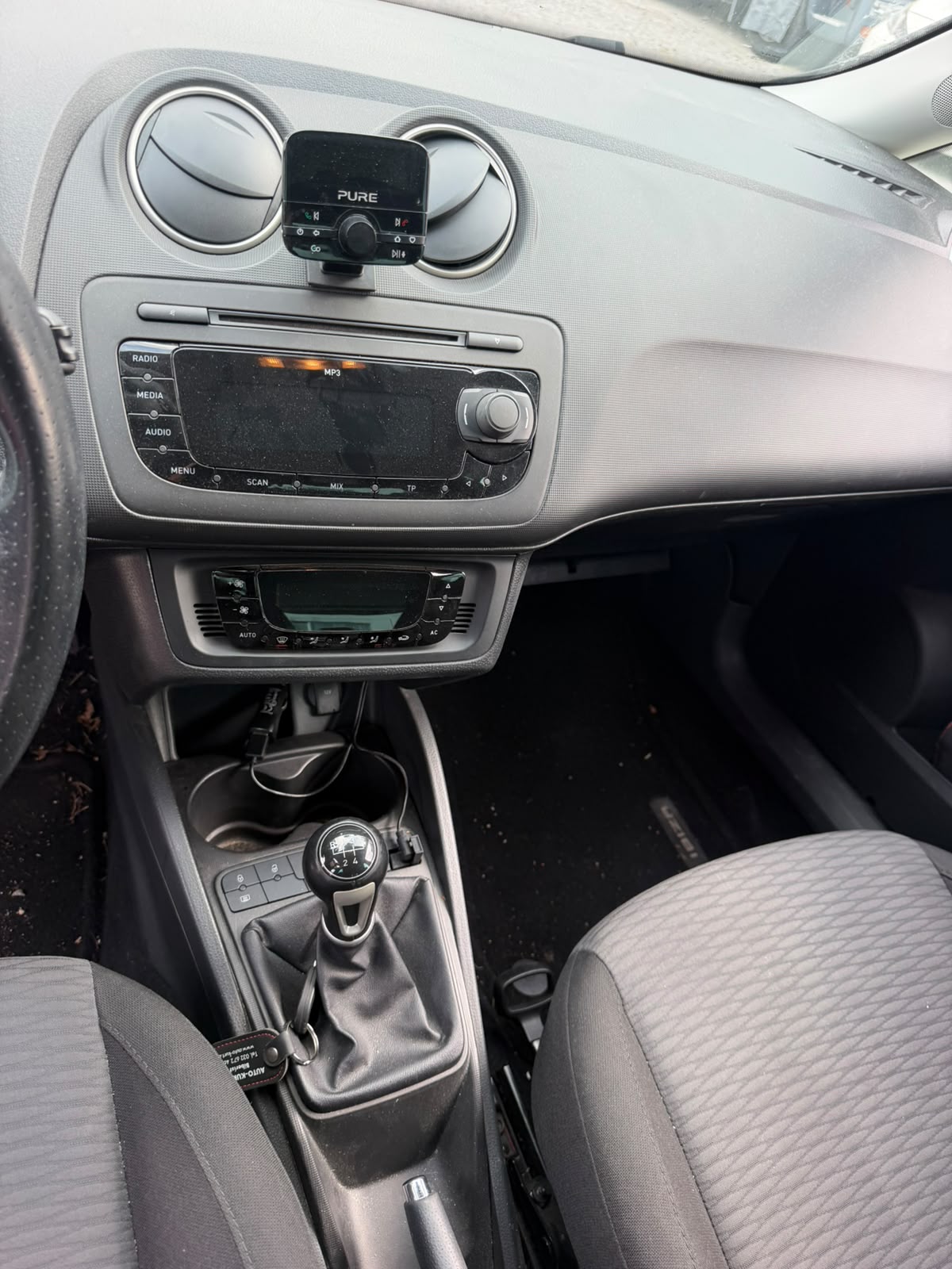 SEAT Ibiza ST 1.2 TSI Style-image-12