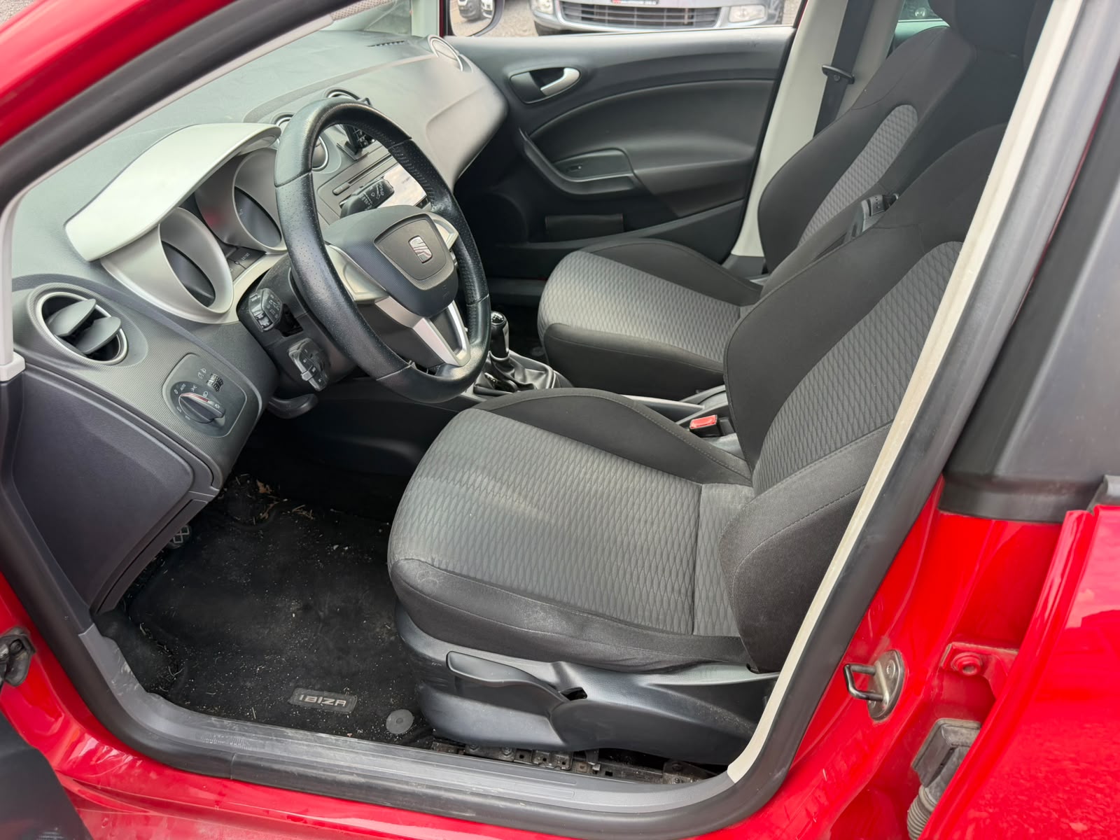 SEAT Ibiza ST 1.2 TSI Style-image-13