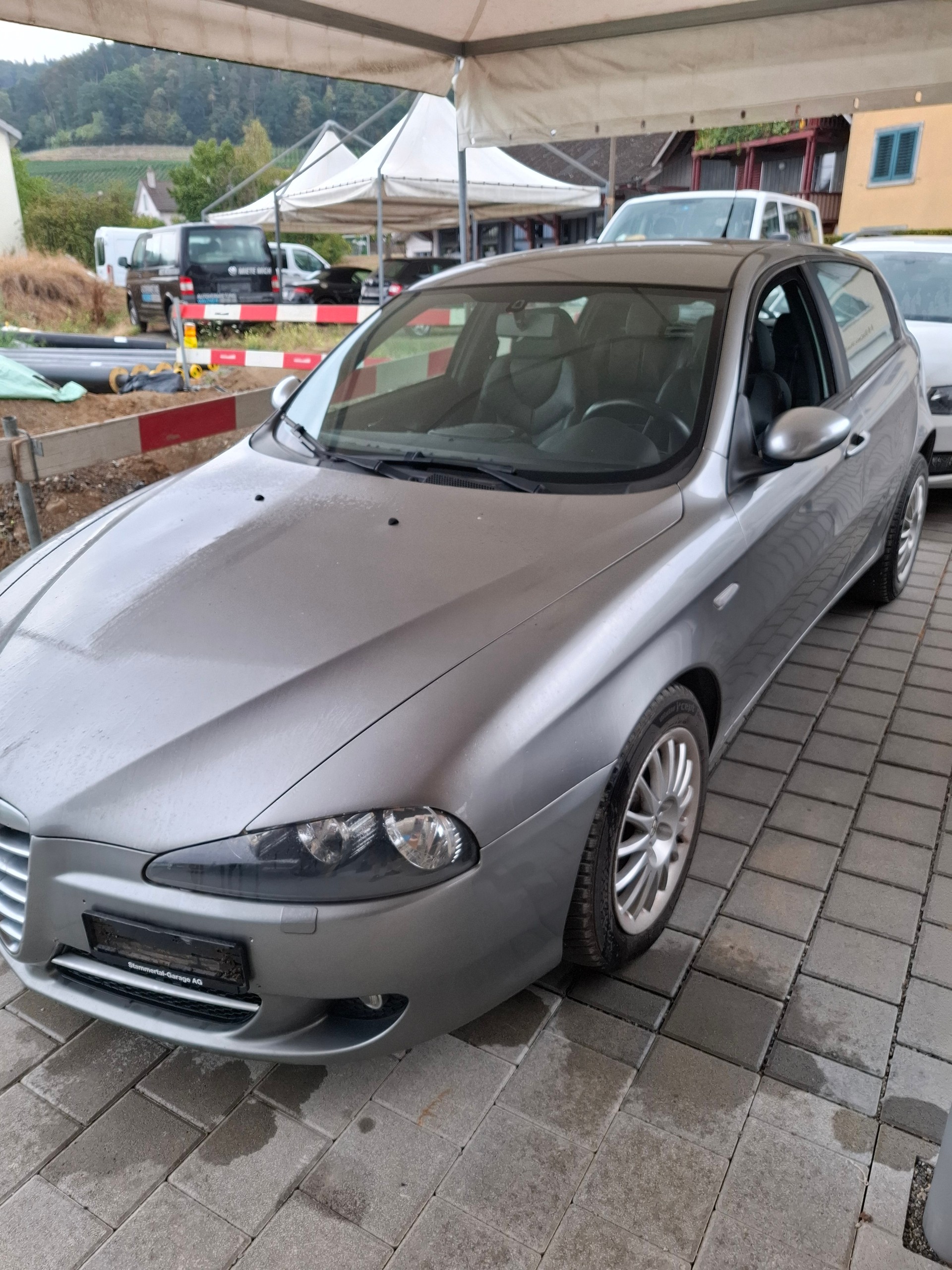 ALFA ROMEO 147 1.9 16V JTD Progression-image-1