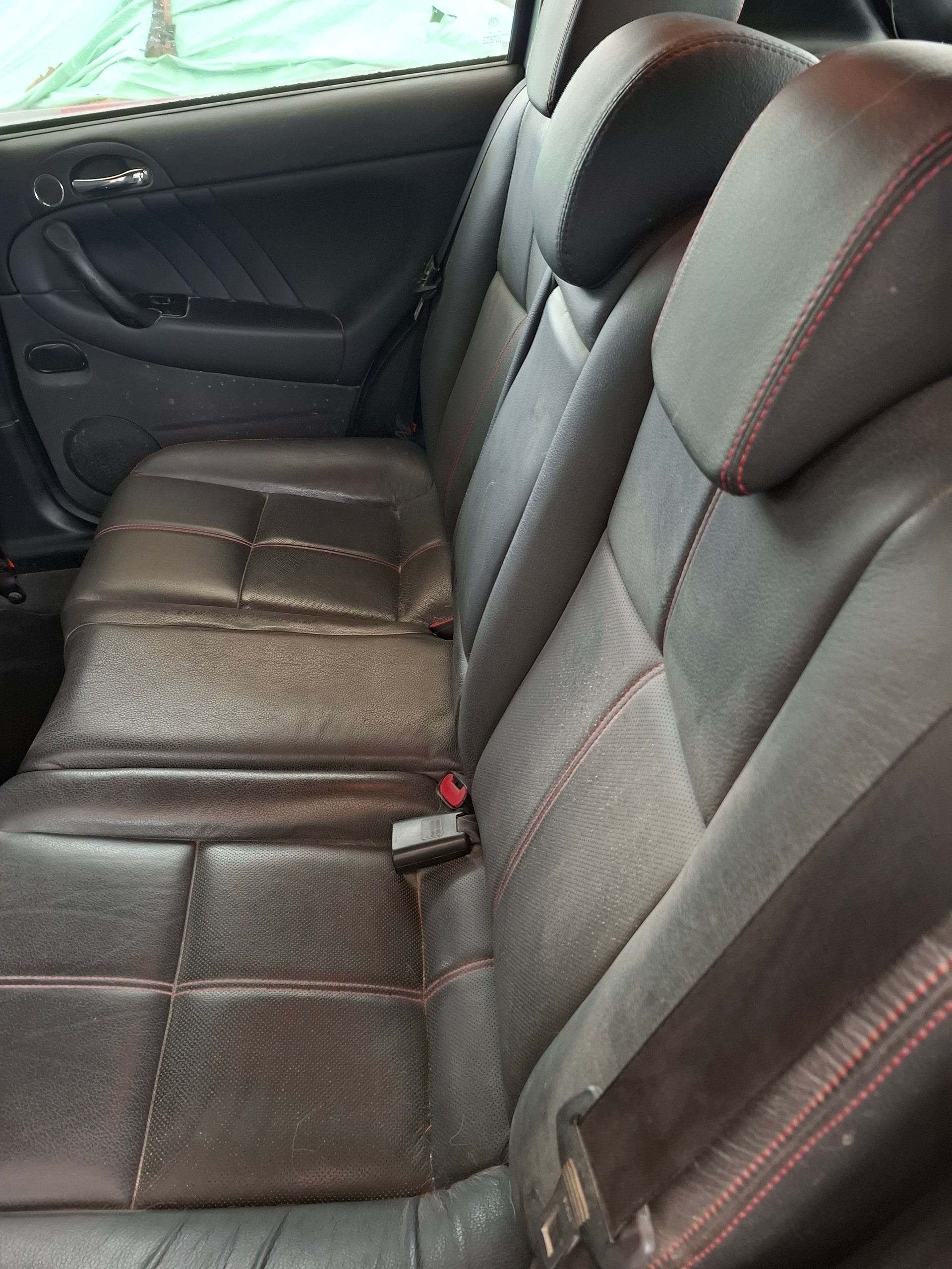 ALFA ROMEO 147 1.9 16V JTD Progression-image-5