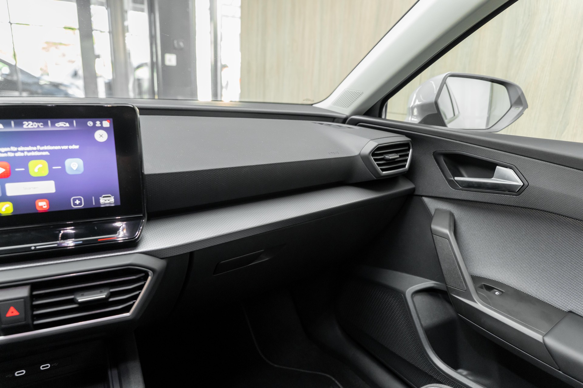 SEAT Leon ST 1.5 eTSI mHEV DSG Style-image-16