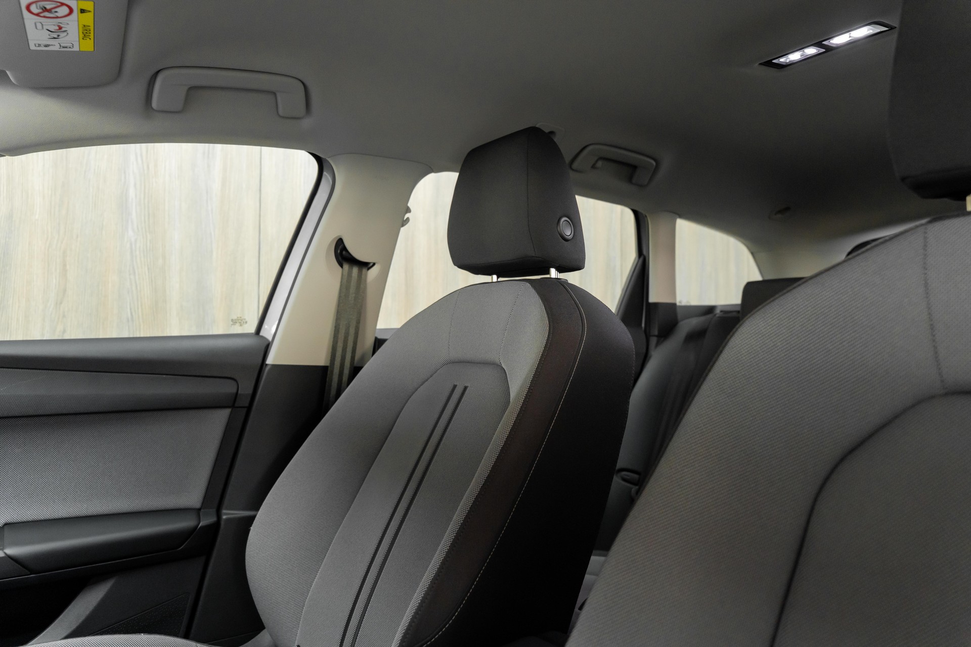 SEAT Leon ST 1.5 eTSI mHEV DSG Style-image-6