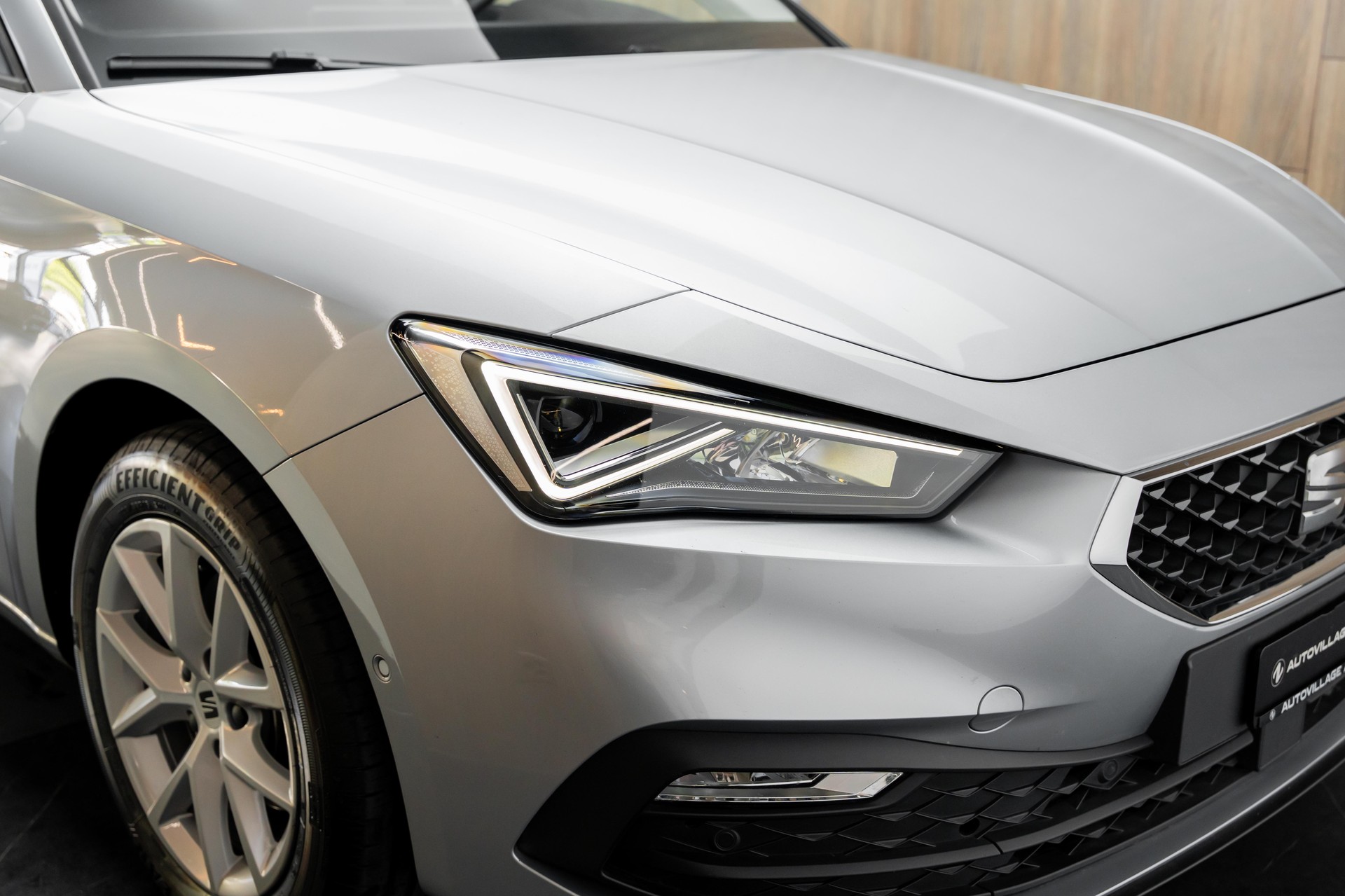 SEAT Leon ST 1.5 eTSI mHEV DSG Style-image-22