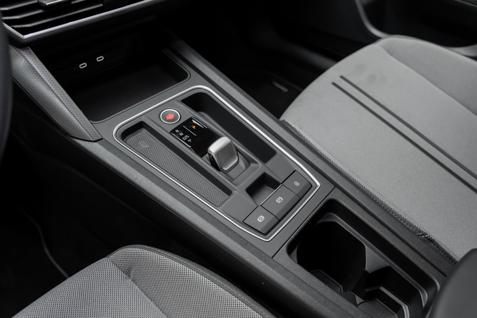 SEAT Leon ST 1.5 eTSI mHEV DSG Style-image-14