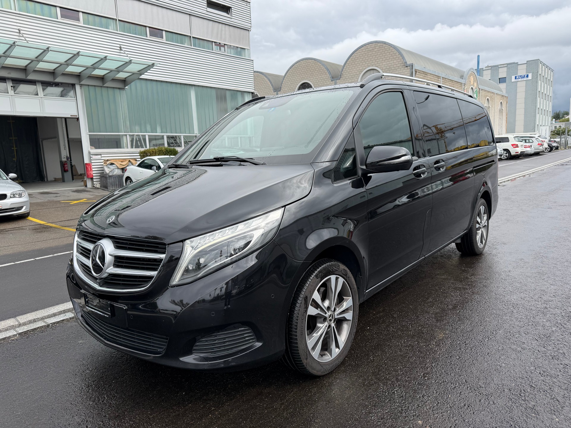 MERCEDES-BENZ V 250 d lang 4Matic 7G-Tronic-image-1