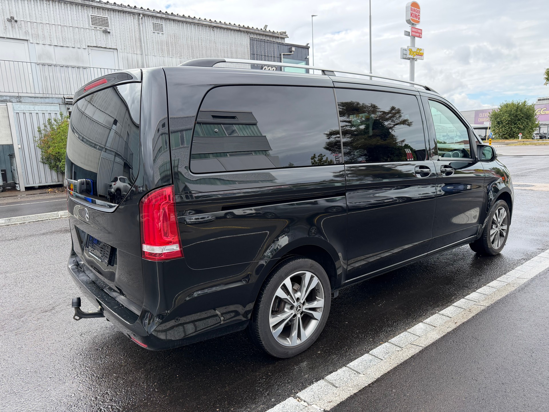 MERCEDES-BENZ V 250 d lang 4Matic 7G-Tronic-image-4