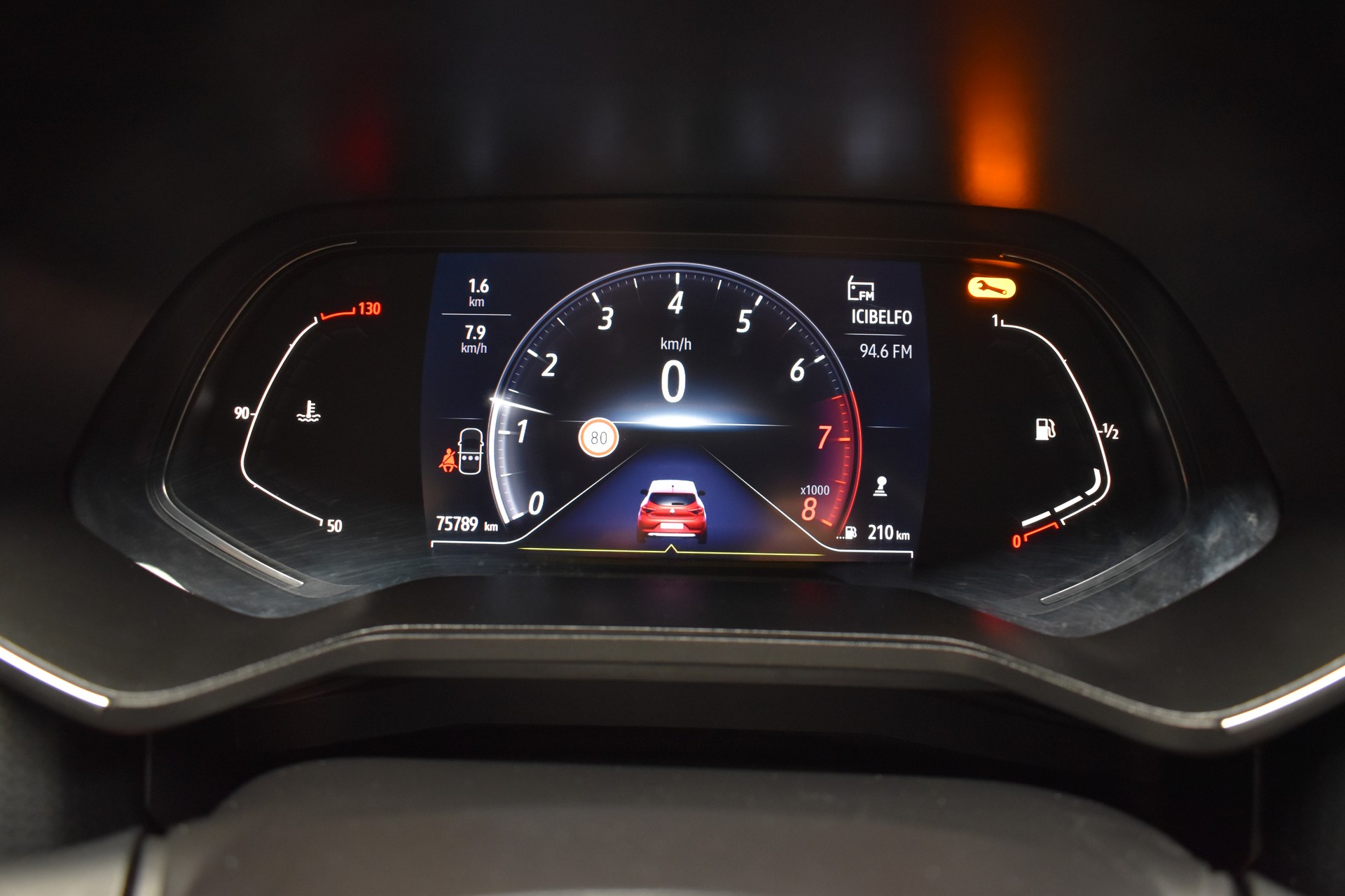 RENAULT RENAULT Clio 1.0 TCe 100 Intens - FaceLift Modell 2020 - 101PS-image-16
