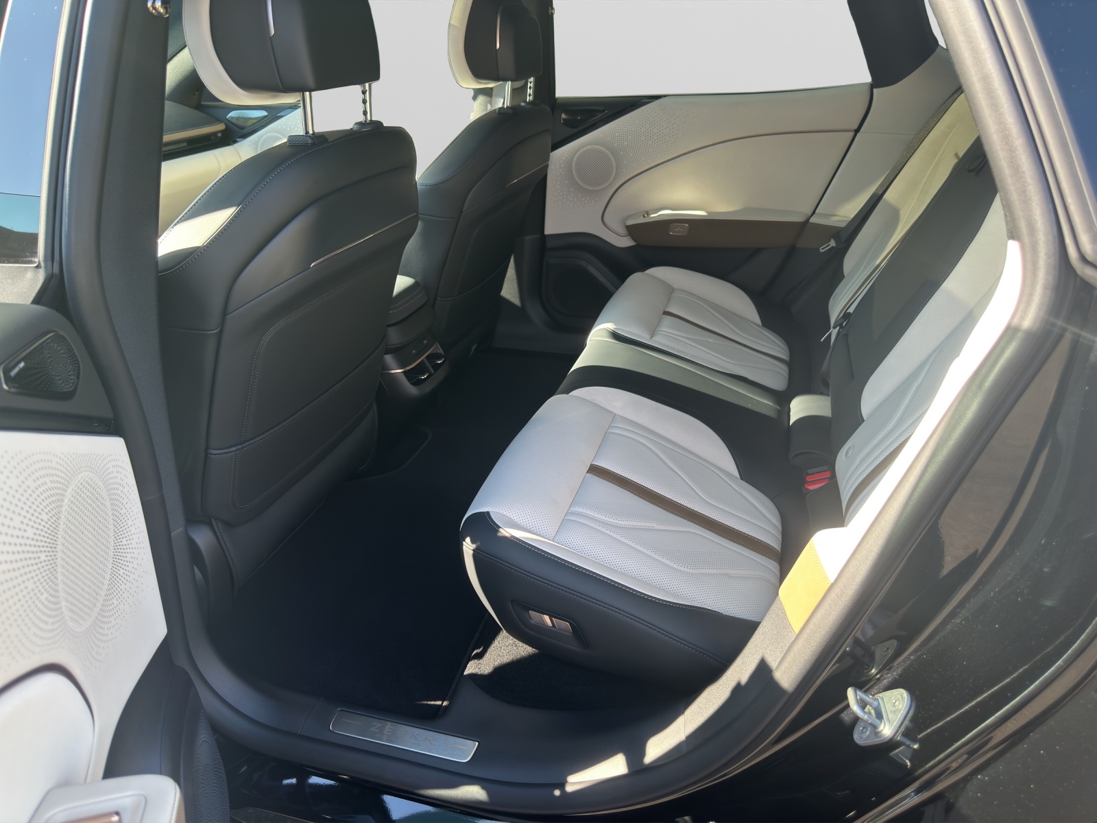 ZEEKR 7GT Privilege Launch Edition AWD-image-9