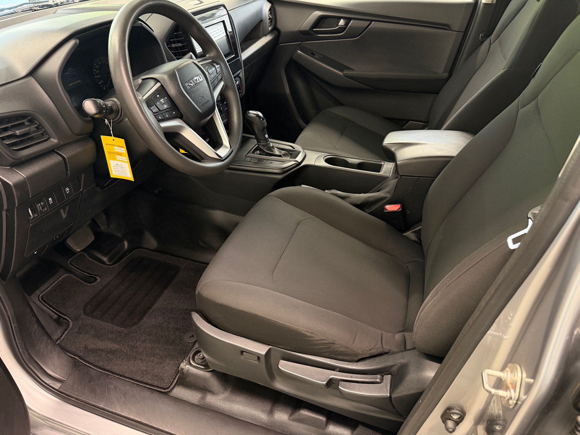 ISUZU D-MAX 1.9 CrewCab N60F 4x4 AT-image-12