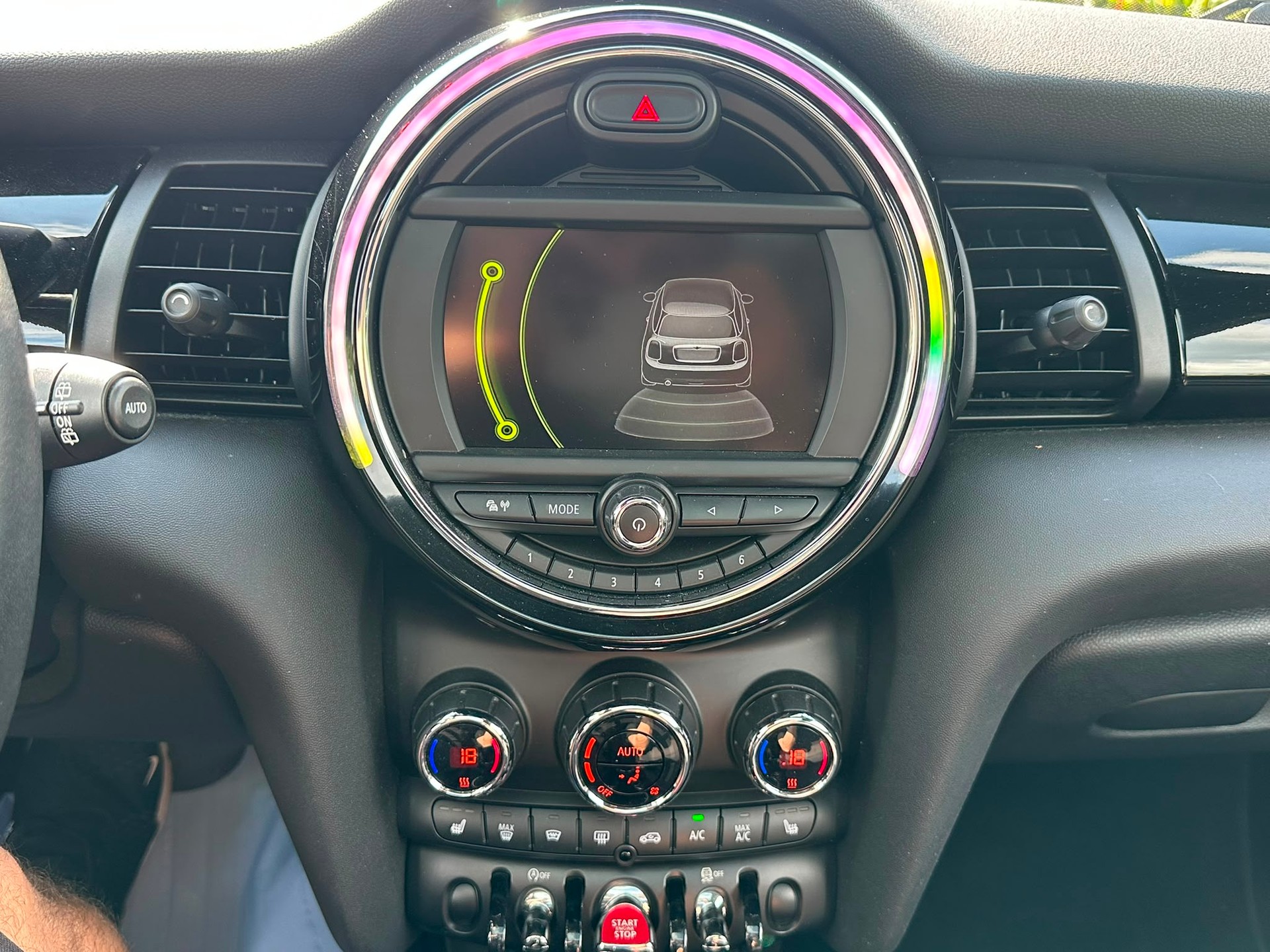 MINI Cooper Steptronic-image-16
