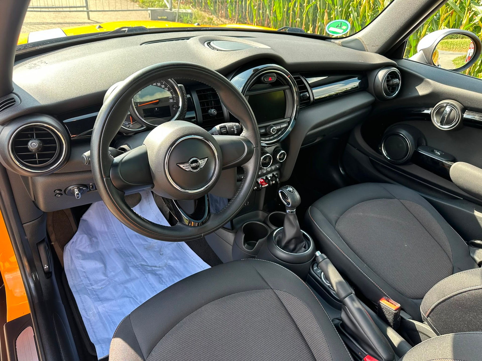 MINI Cooper Steptronic-image-9
