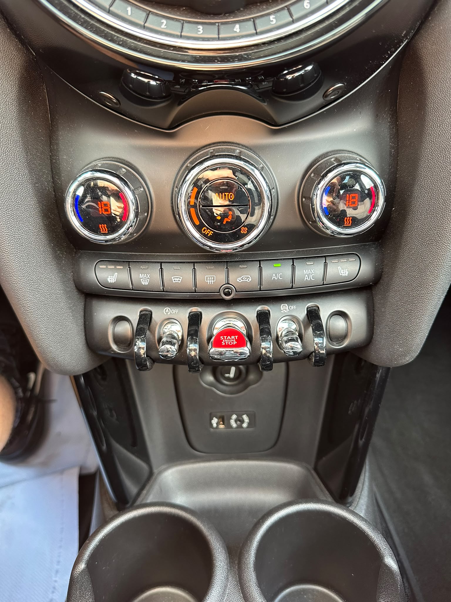 MINI Cooper Steptronic-image-17